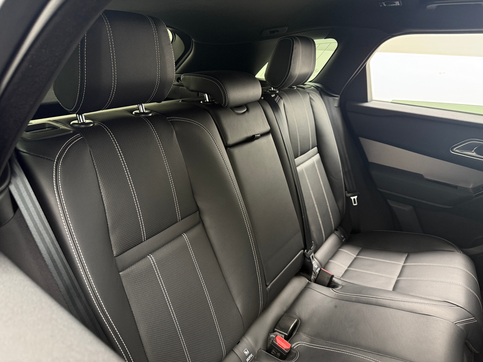 Thumbnail: 2020 Land Rover Range Rover Velar - 5