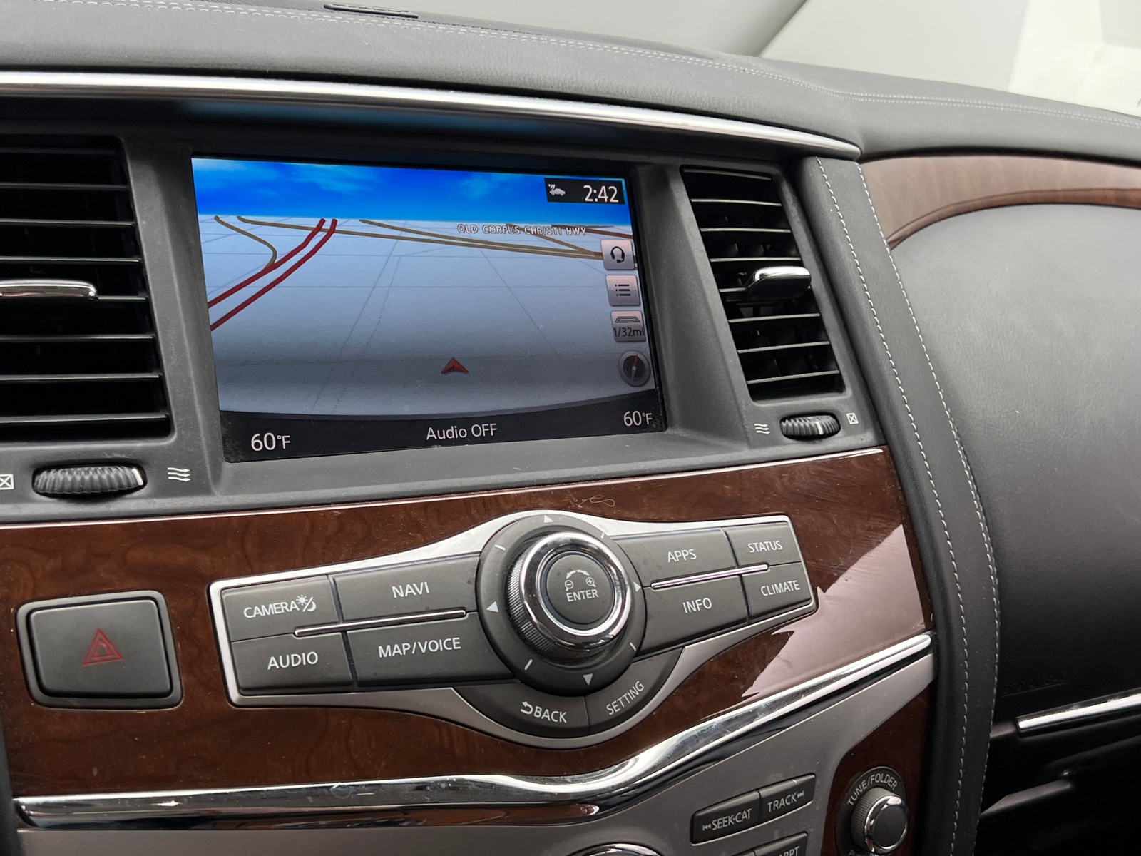 Thumbnail: 2019 INFINITI QX80 - 3
