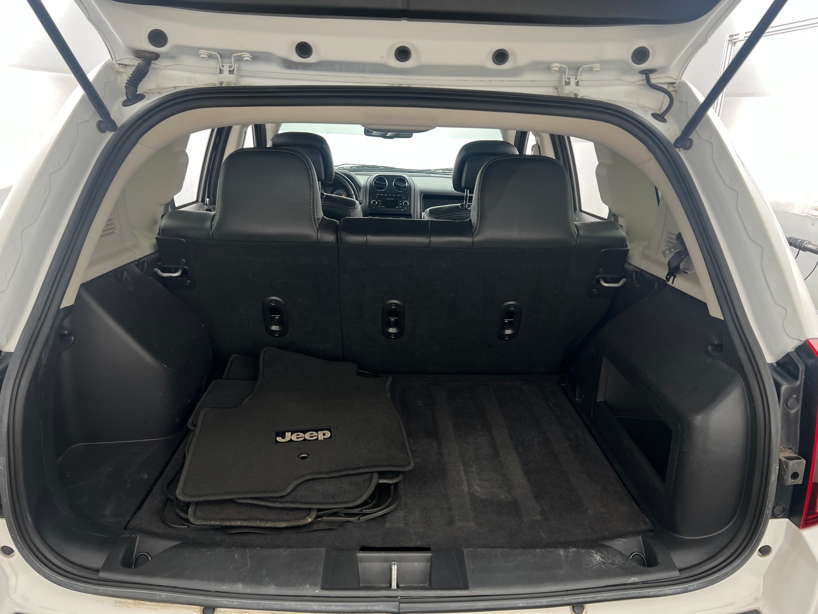 Thumbnail: 2017 Jeep Compass - 7