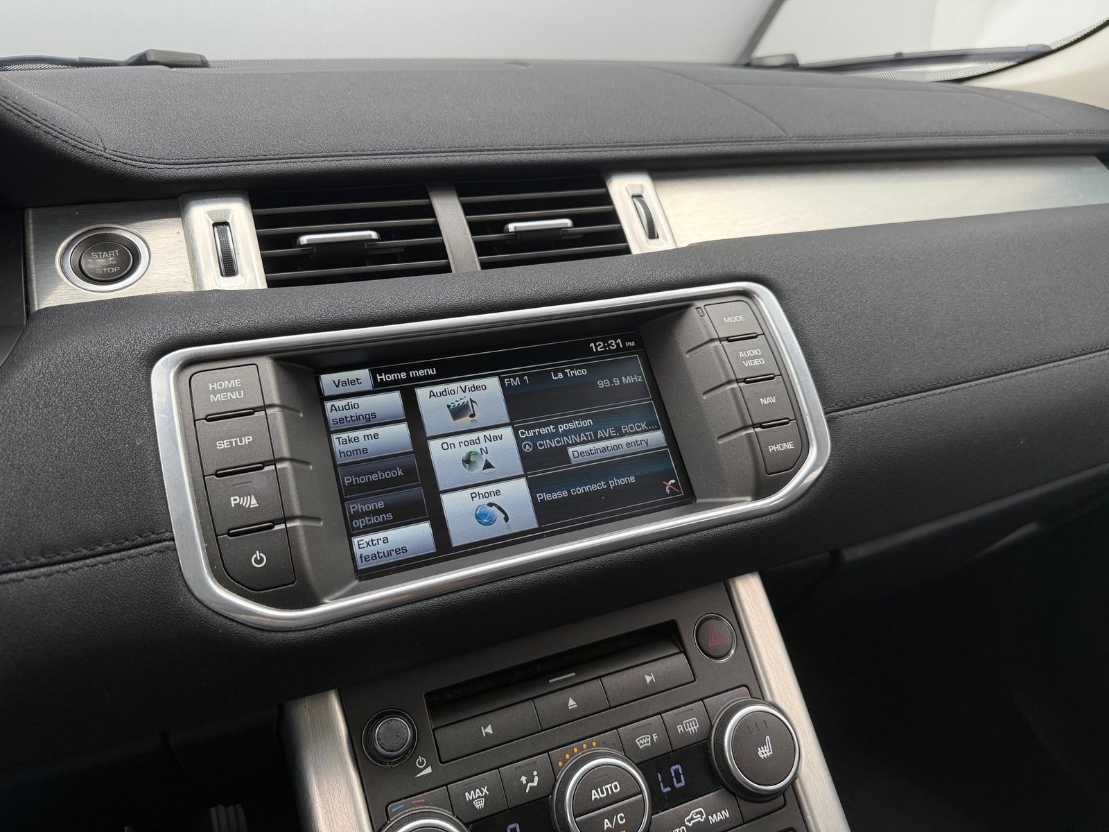 Thumbnail: 2015 Land Rover Range Rover Evoque - 3