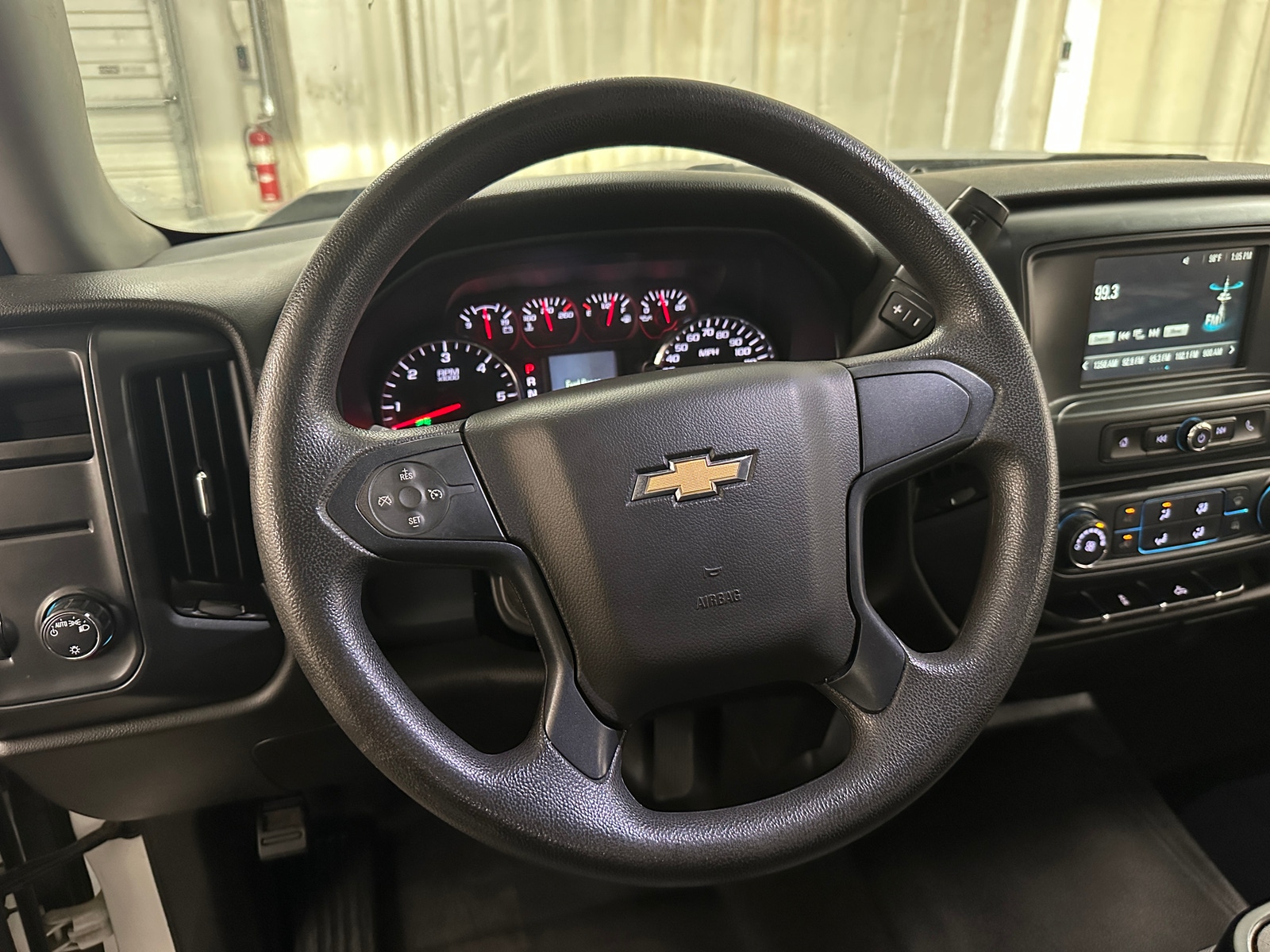 Thumbnail: 2018 Chevrolet Silverado 1500 - 5
