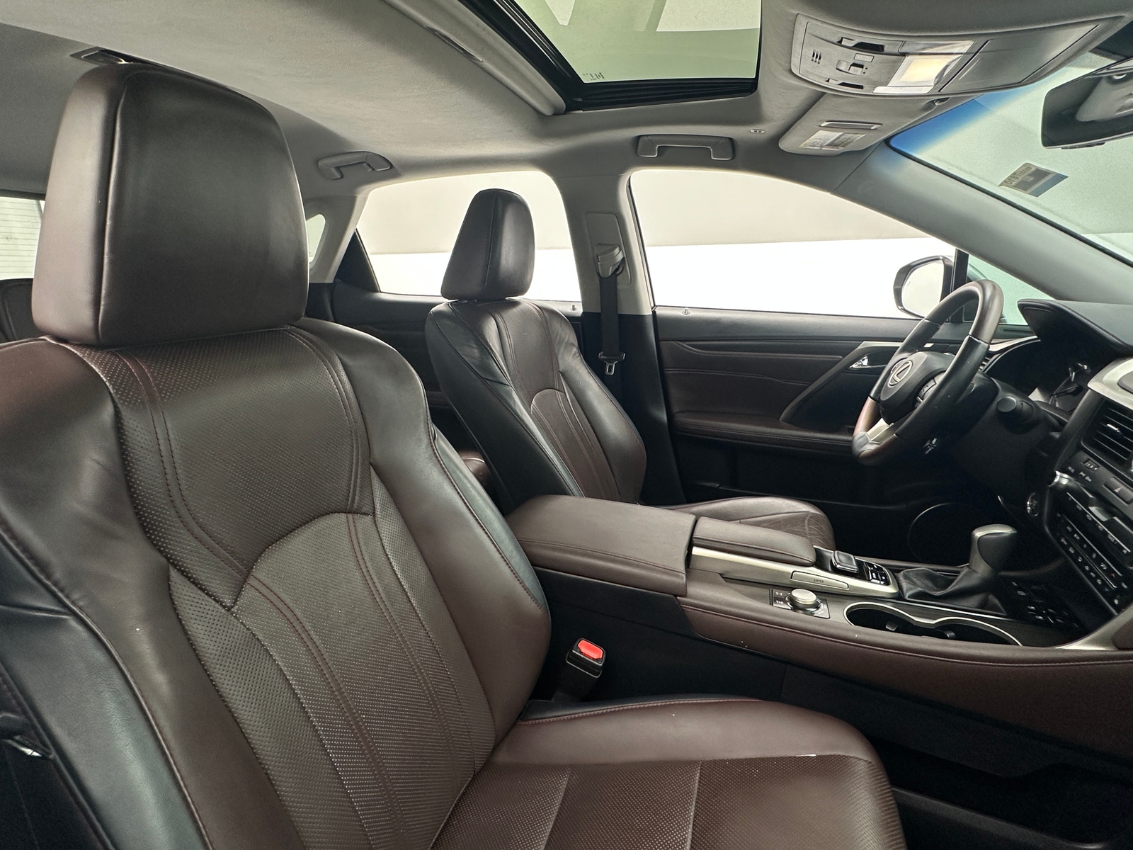 Thumbnail: 2017 Lexus RX - 2