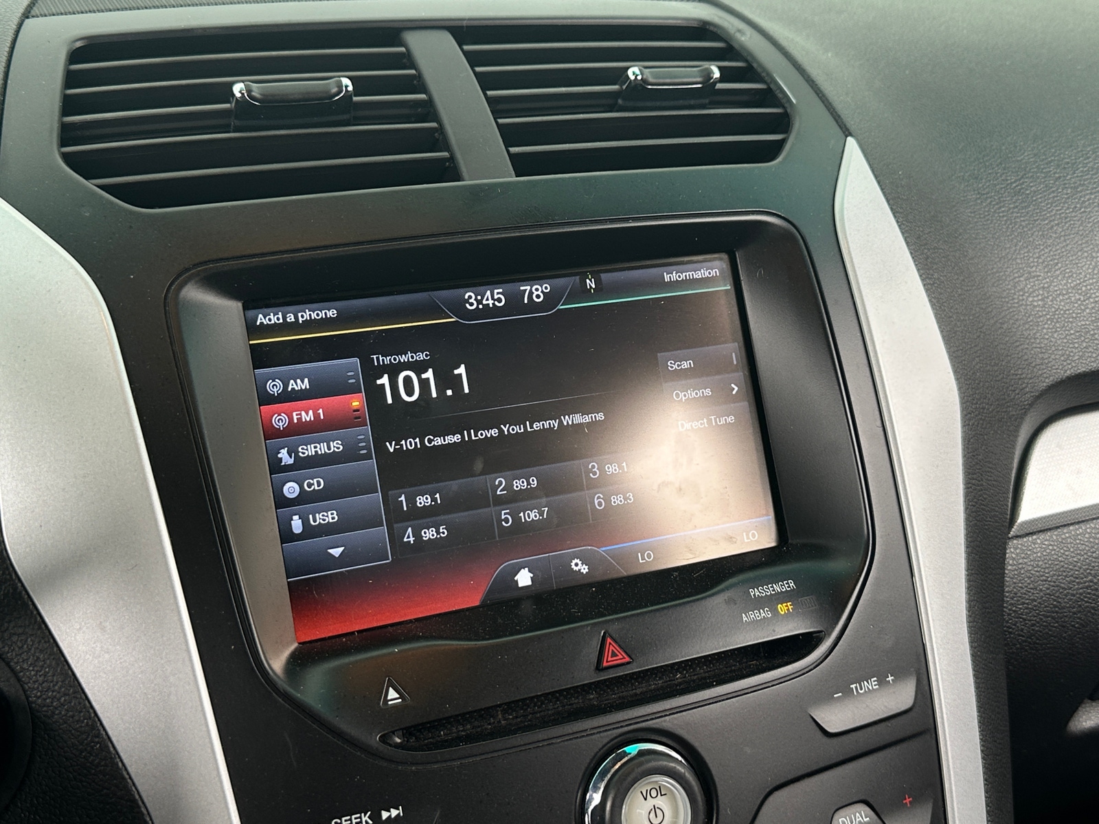 Thumbnail: 2013 Ford Explorer - 4
