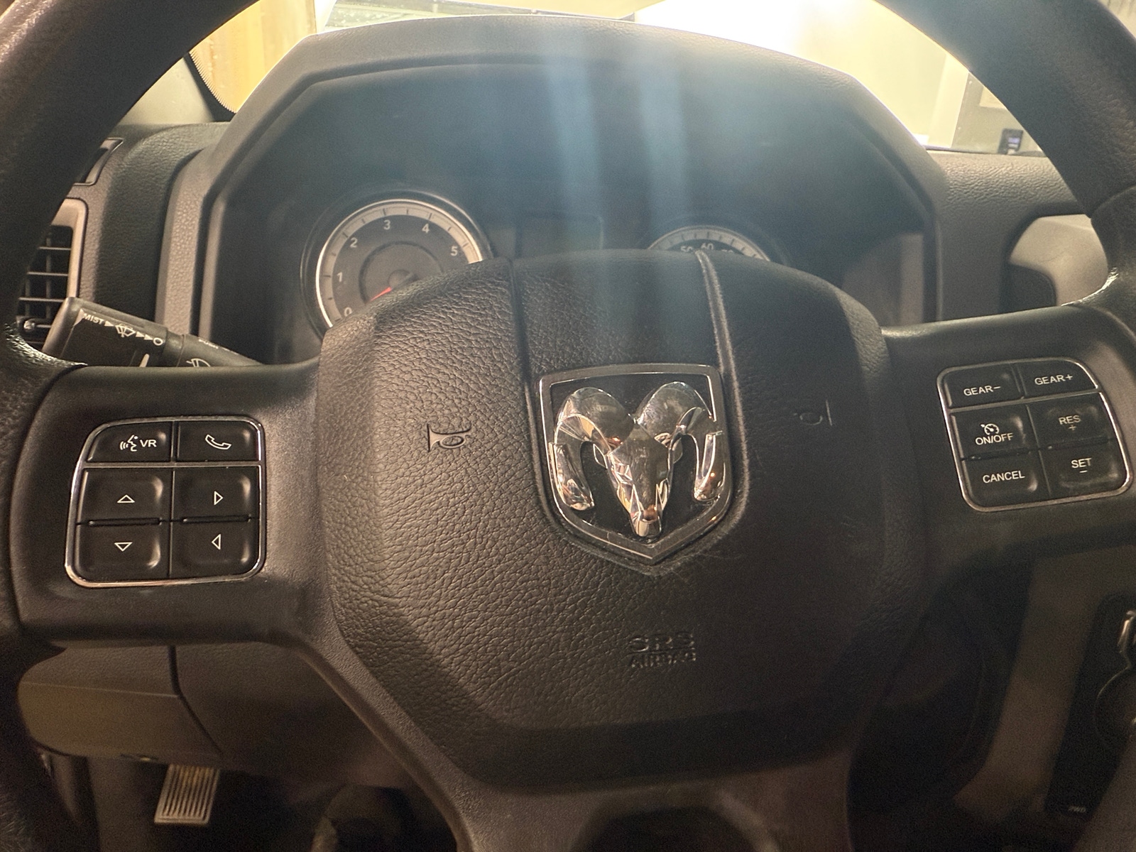 Thumbnail: 2020 RAM 1500 Classic - 5