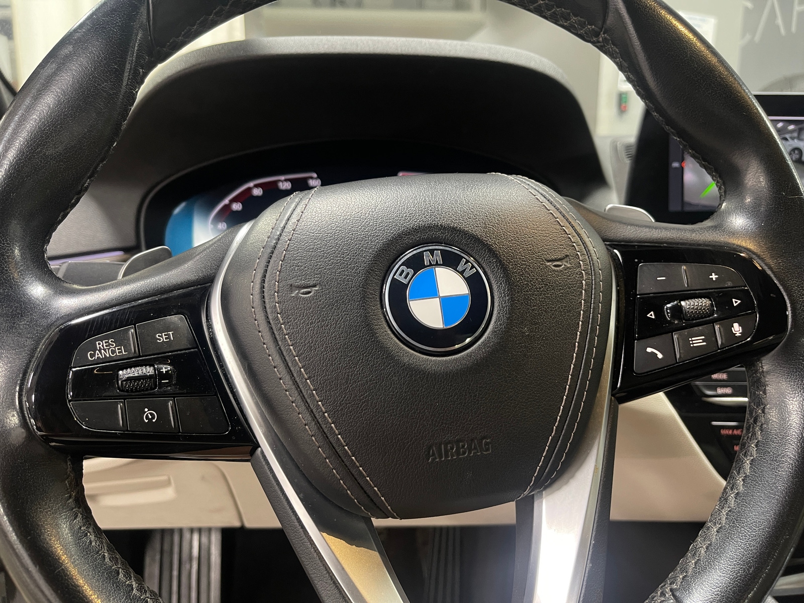 Thumbnail: 2020 BMW 5 Series - 4
