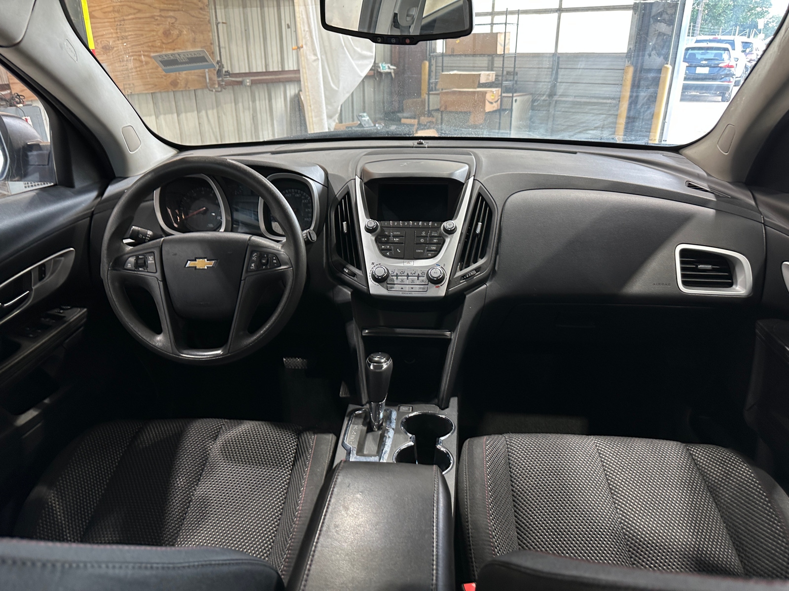 Thumbnail: 2017 Chevrolet Equinox - 3