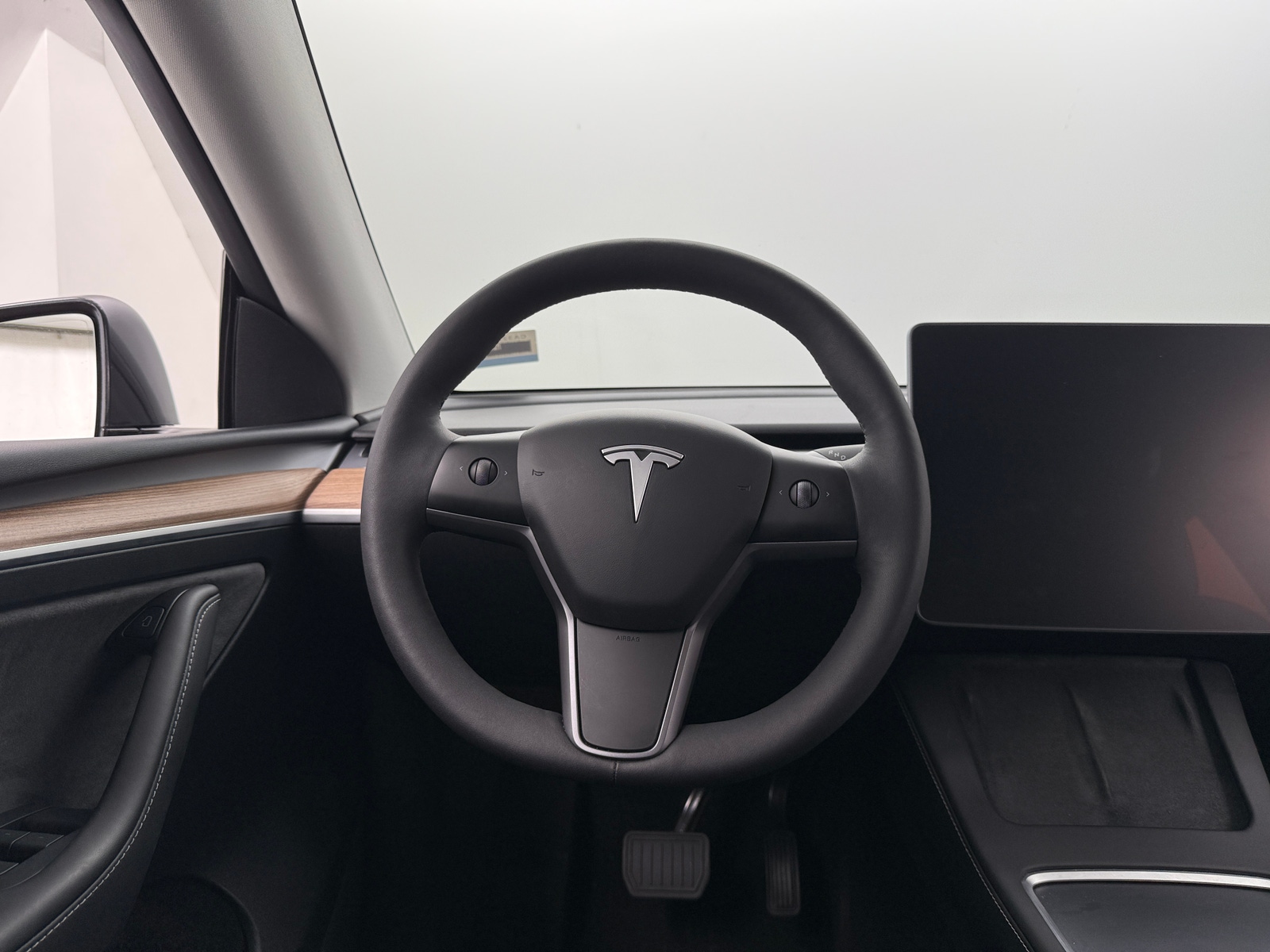 Thumbnail: 2024 Tesla Model Y - 4
