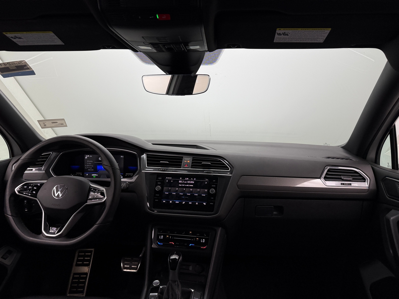 Thumbnail: 2022 Volkswagen Tiguan - 2