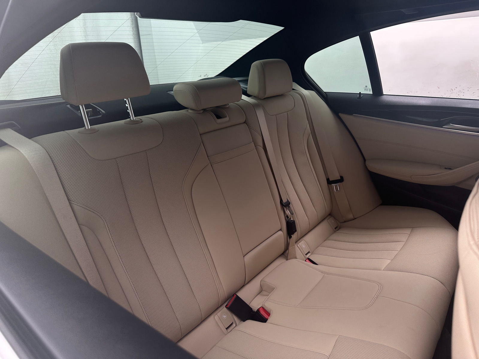 Thumbnail: 2021 BMW 5 Series - 5