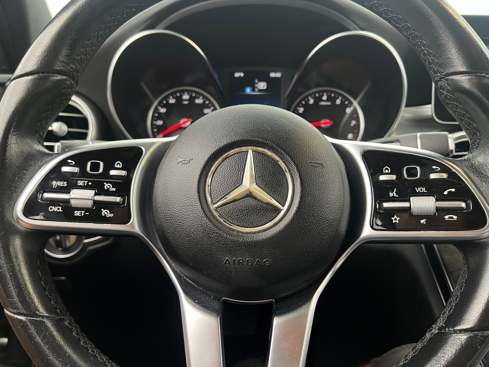 Thumbnail: 2020 Mercedes-Benz C-Class - 4