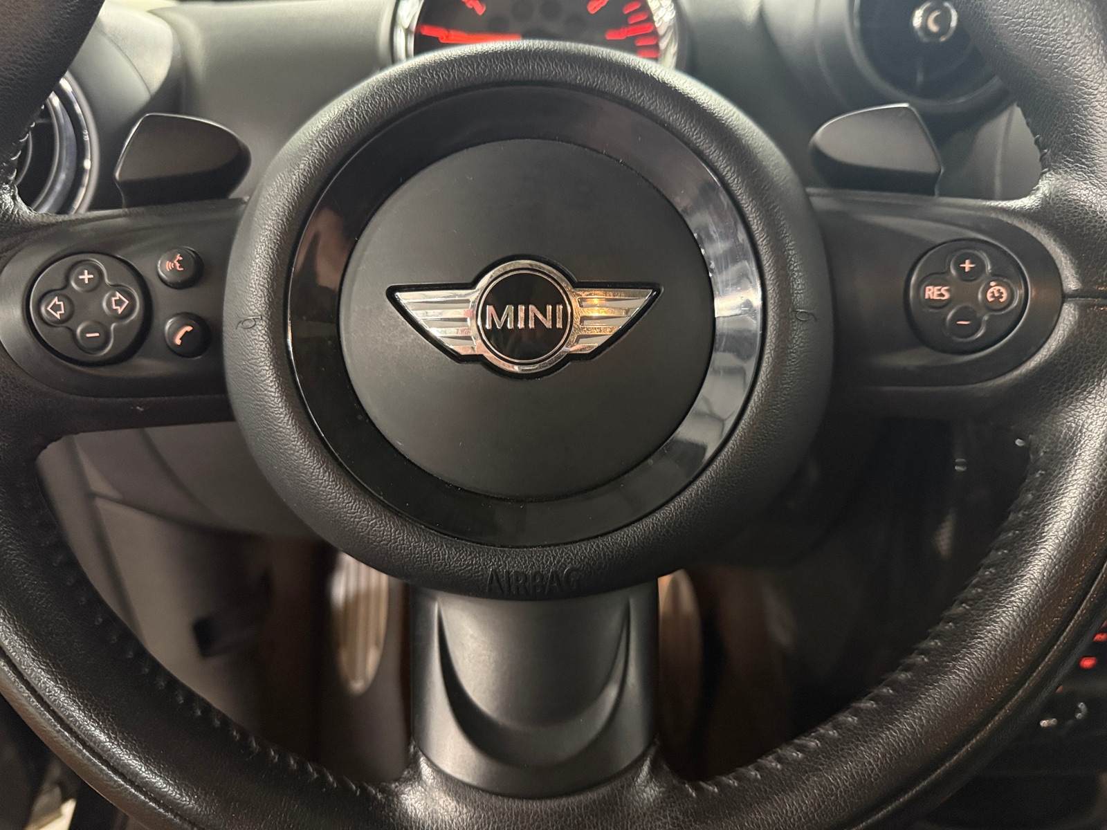 Thumbnail: 2015 MINI Cooper Countryman - 4