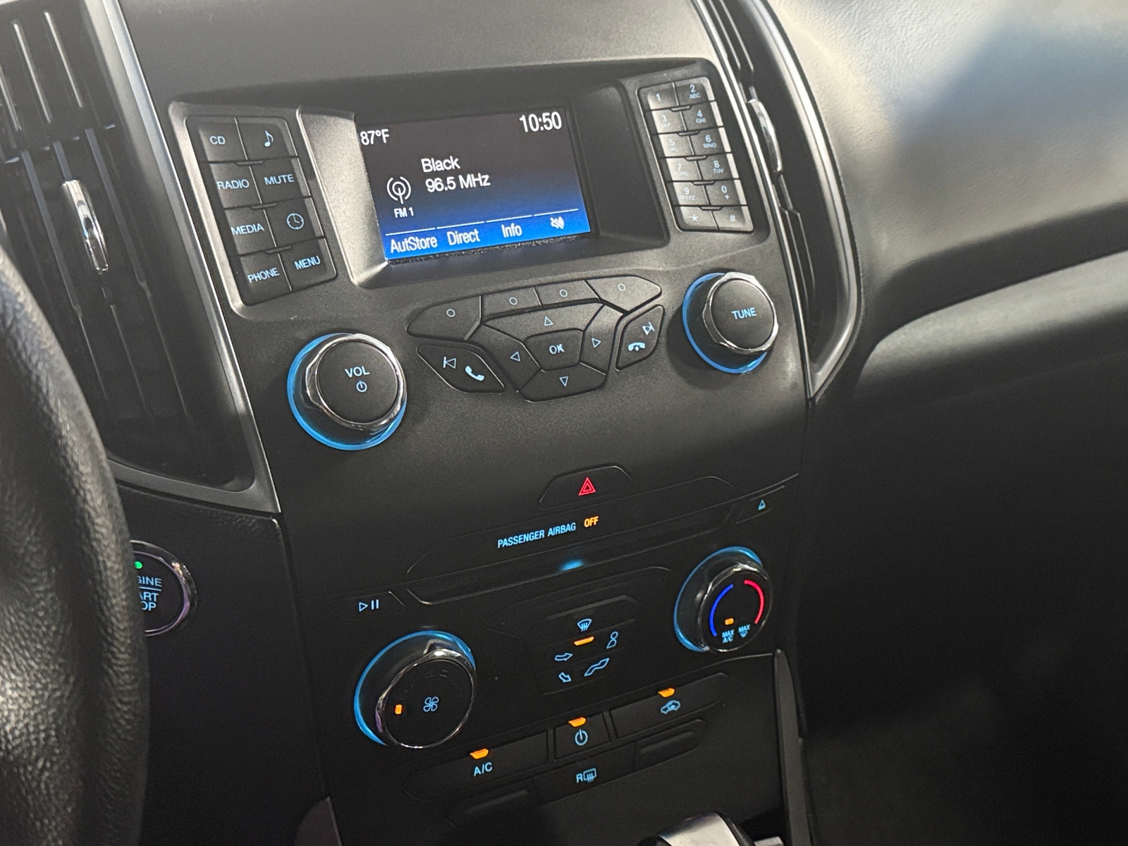 Thumbnail: 2018 Ford Edge - 4