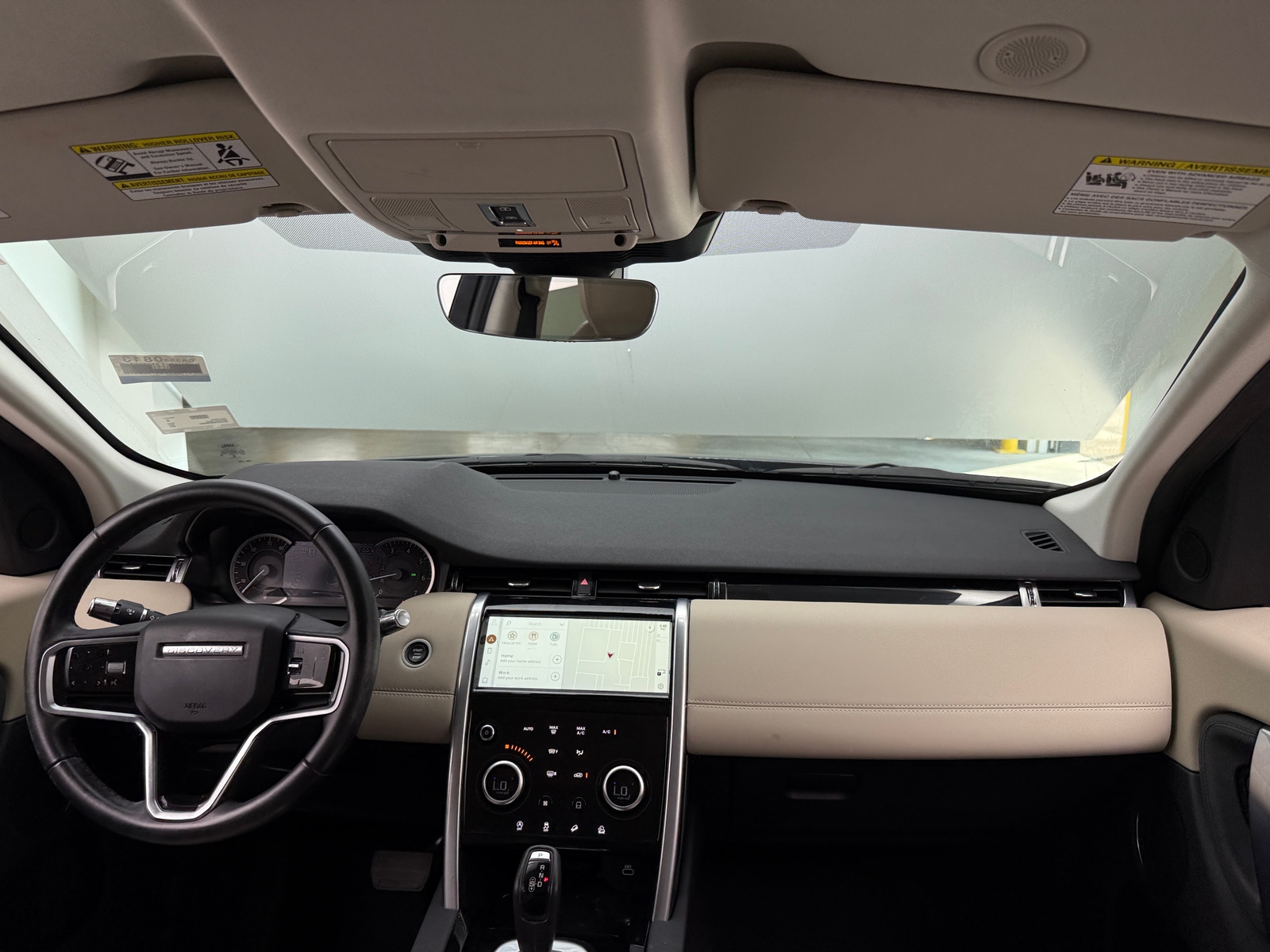 Thumbnail: 2022 Land Rover Discovery Sport - 2