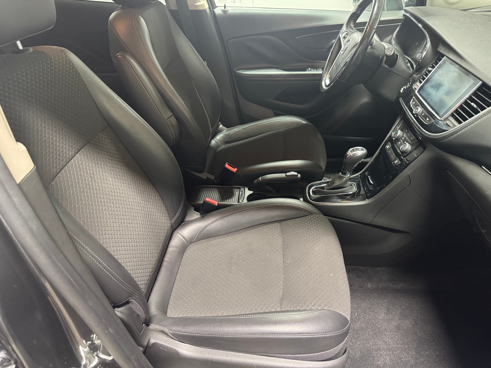 Thumbnail: 2018 Buick Encore - 2