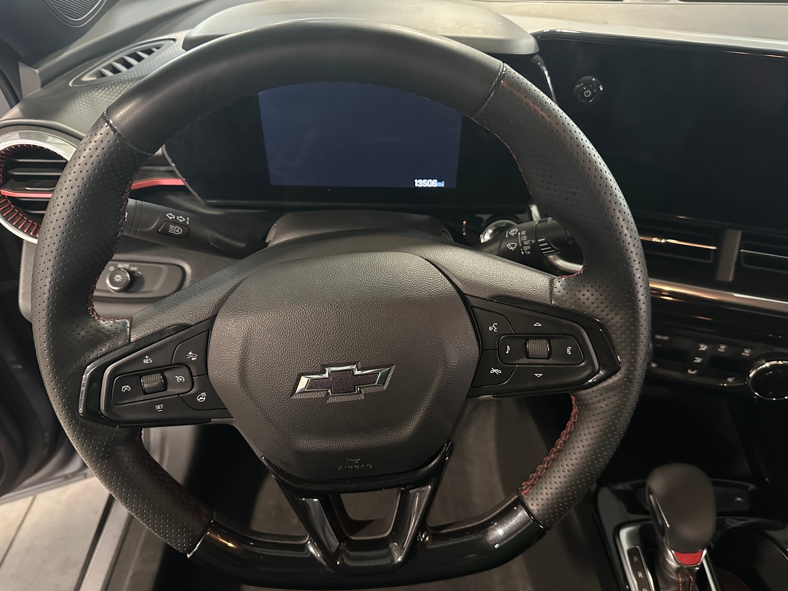 Thumbnail: 2025 Chevrolet Trax - 5