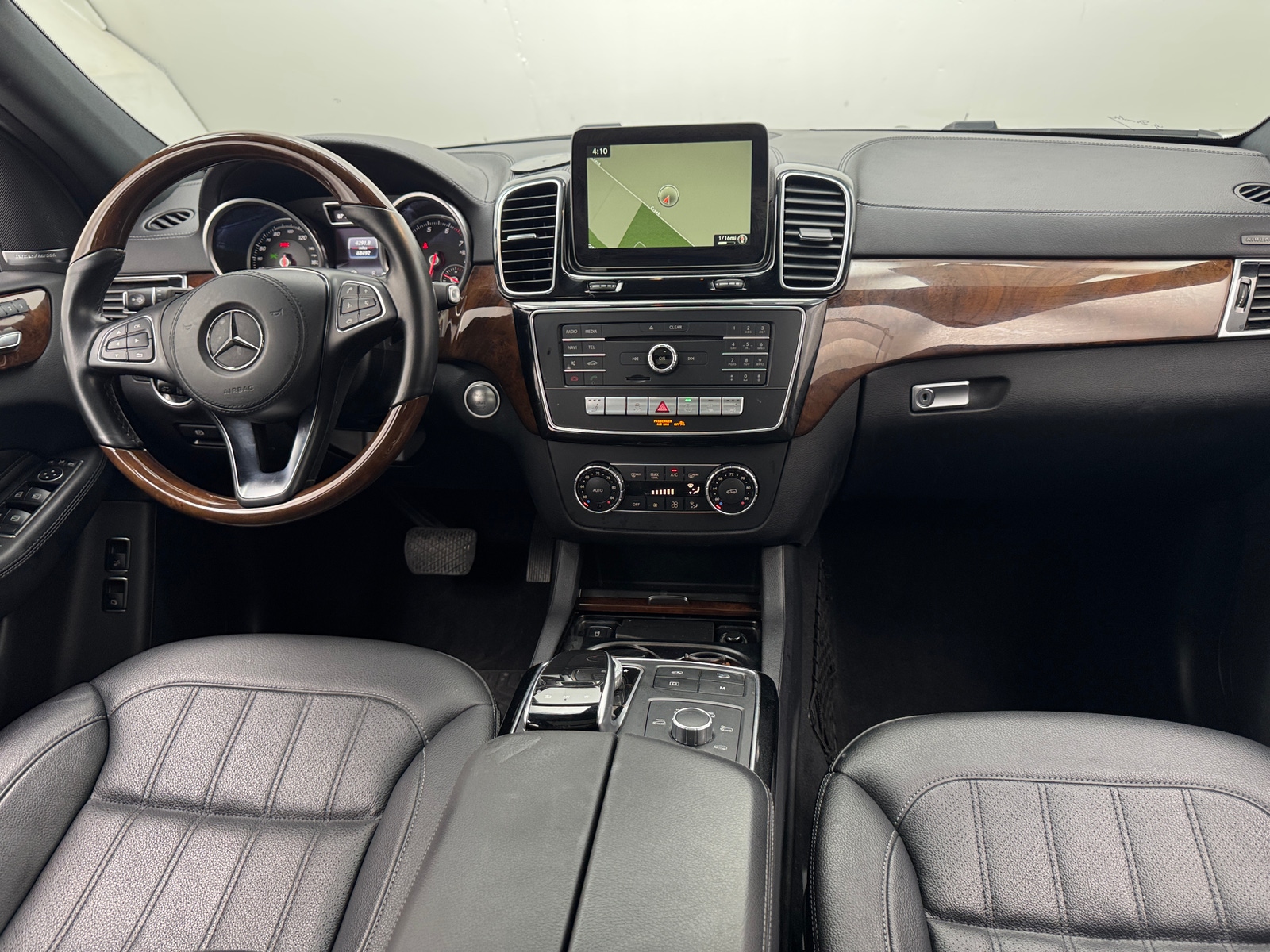 Thumbnail: 2017 Mercedes-Benz GLS - 2