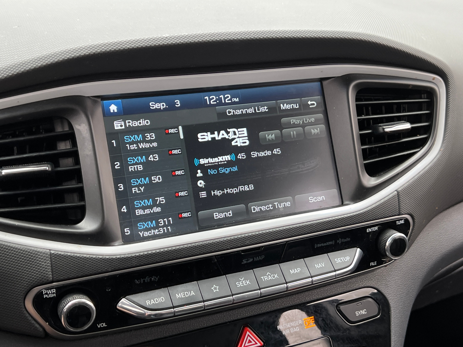 Thumbnail: 2019 Hyundai Ioniq - 3