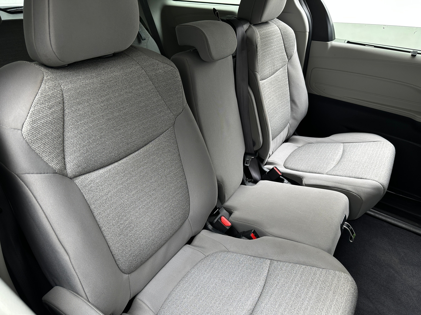 Thumbnail: 2023 Toyota Sienna - 6