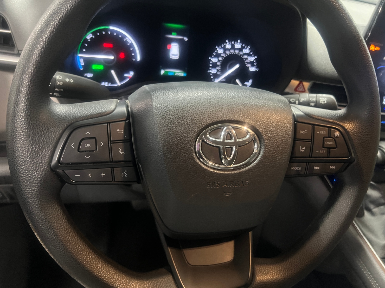 Thumbnail: 2023 Toyota Sienna - 5