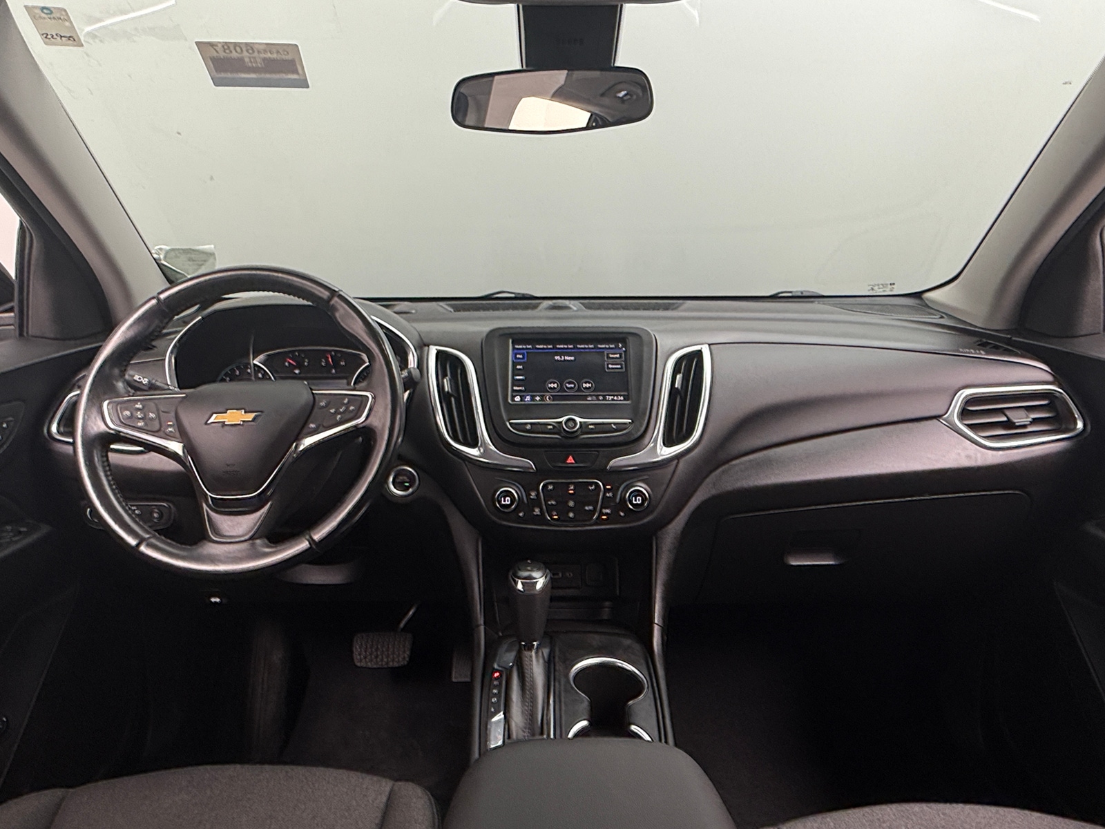 Thumbnail: 2020 Chevrolet Equinox - 3