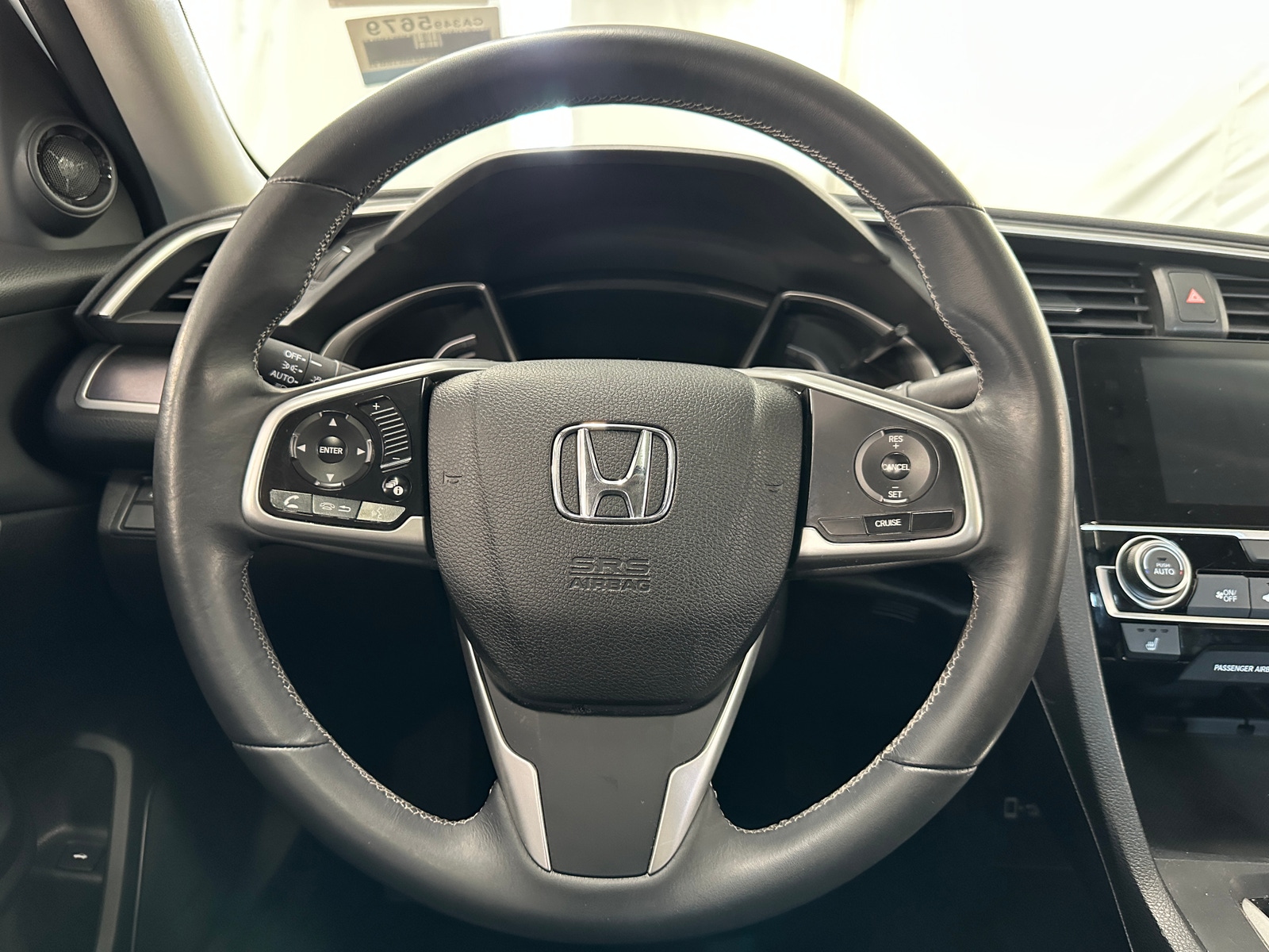 Thumbnail: 2016 Honda Civic - 4