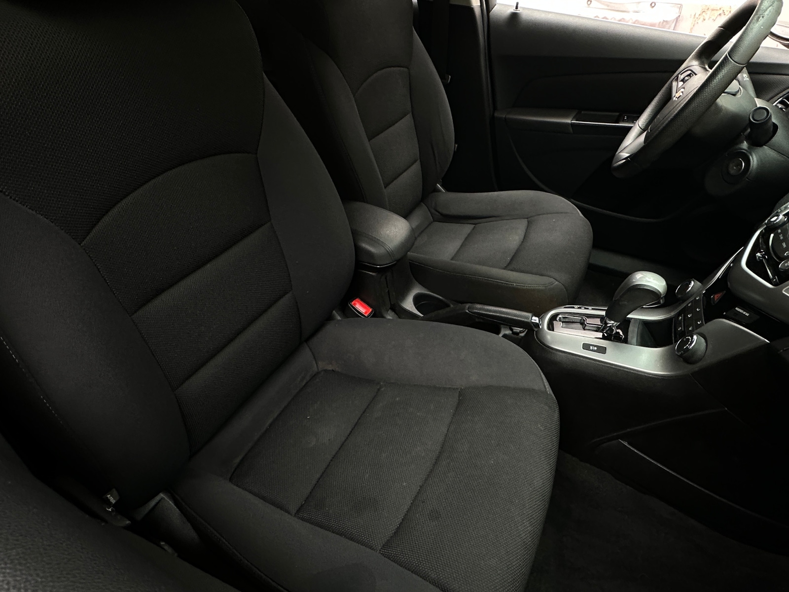 Thumbnail: 2015 Chevrolet Cruze - 2