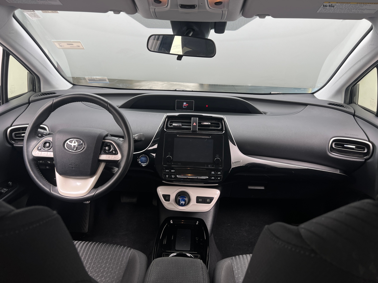 Thumbnail: 2017 Toyota Prius - 3