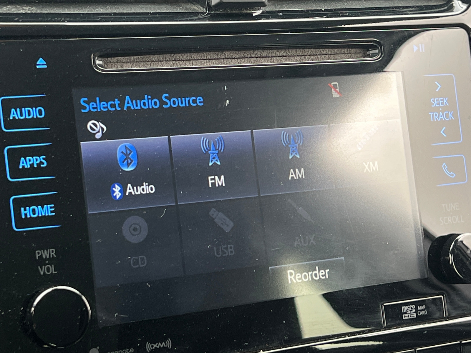 Thumbnail: 2017 Toyota Prius - 4