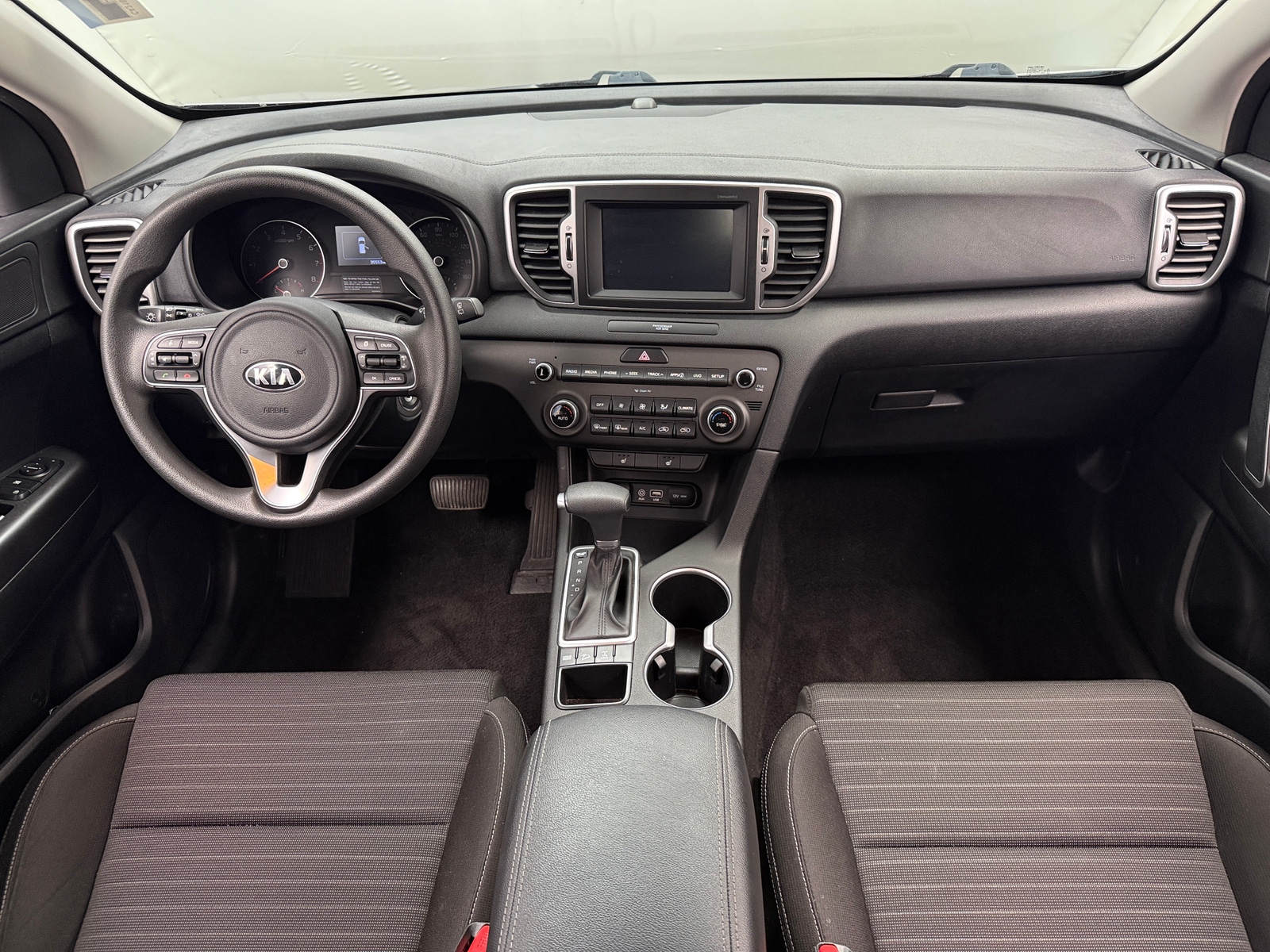 Thumbnail: 2019 Kia Sportage - 3