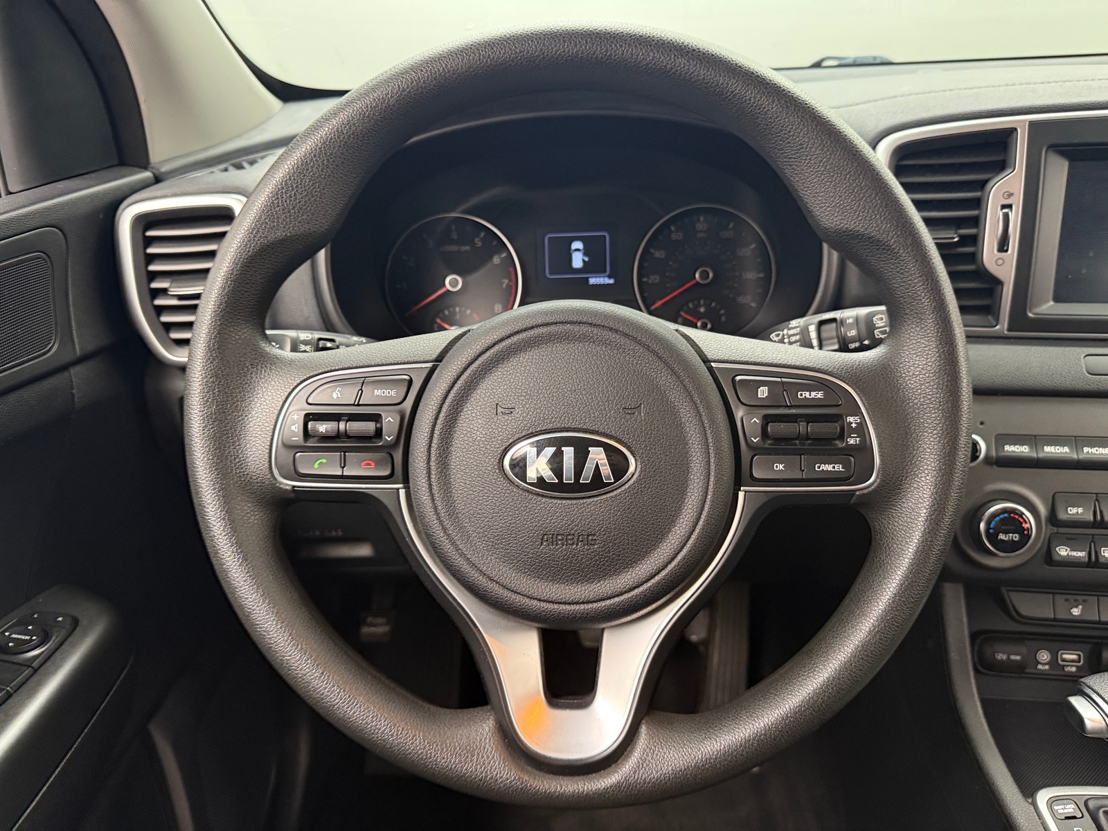 Thumbnail: 2019 Kia Sportage - 5