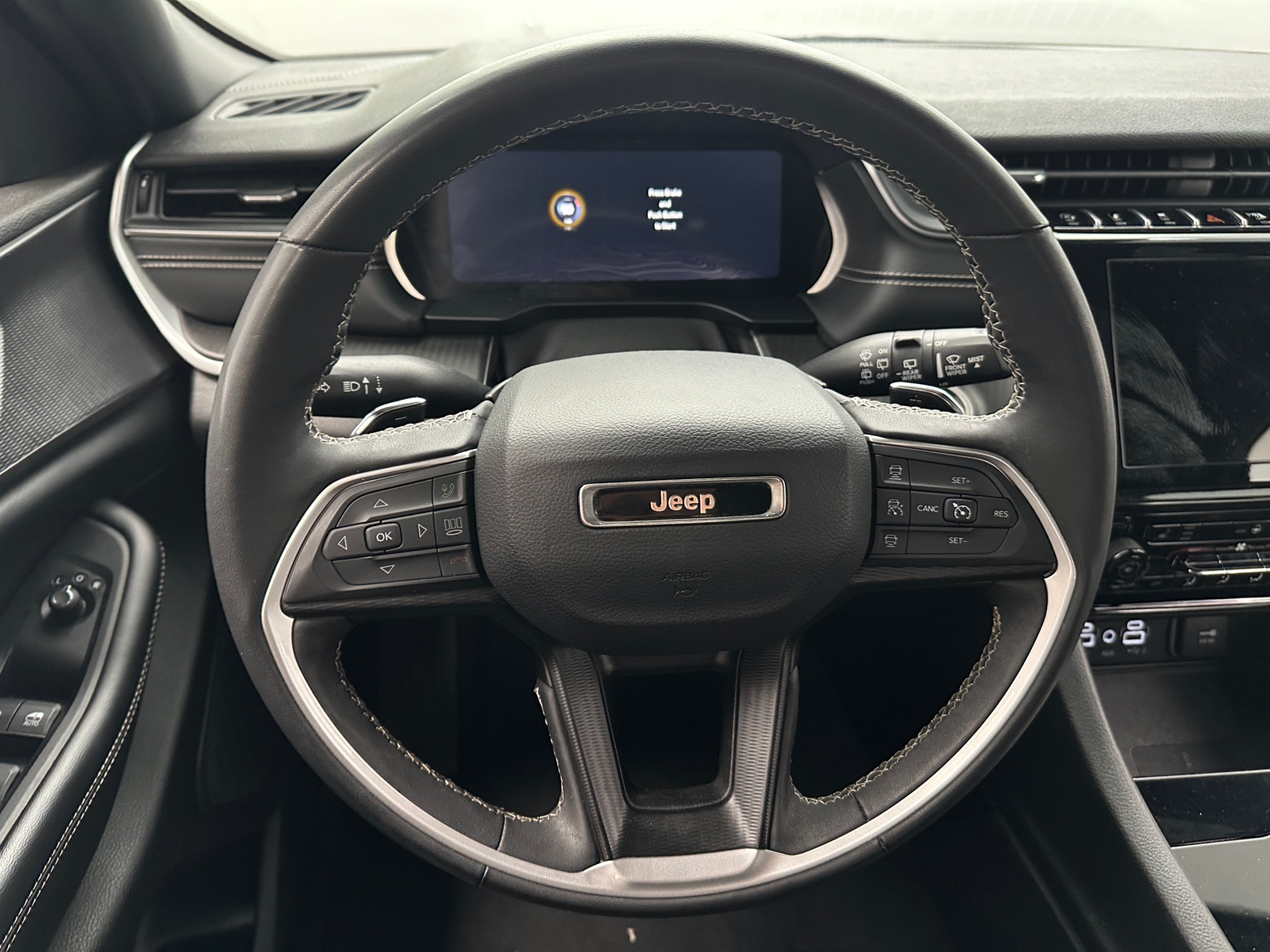 Thumbnail: 2024 Jeep Grand Cherokee - 4