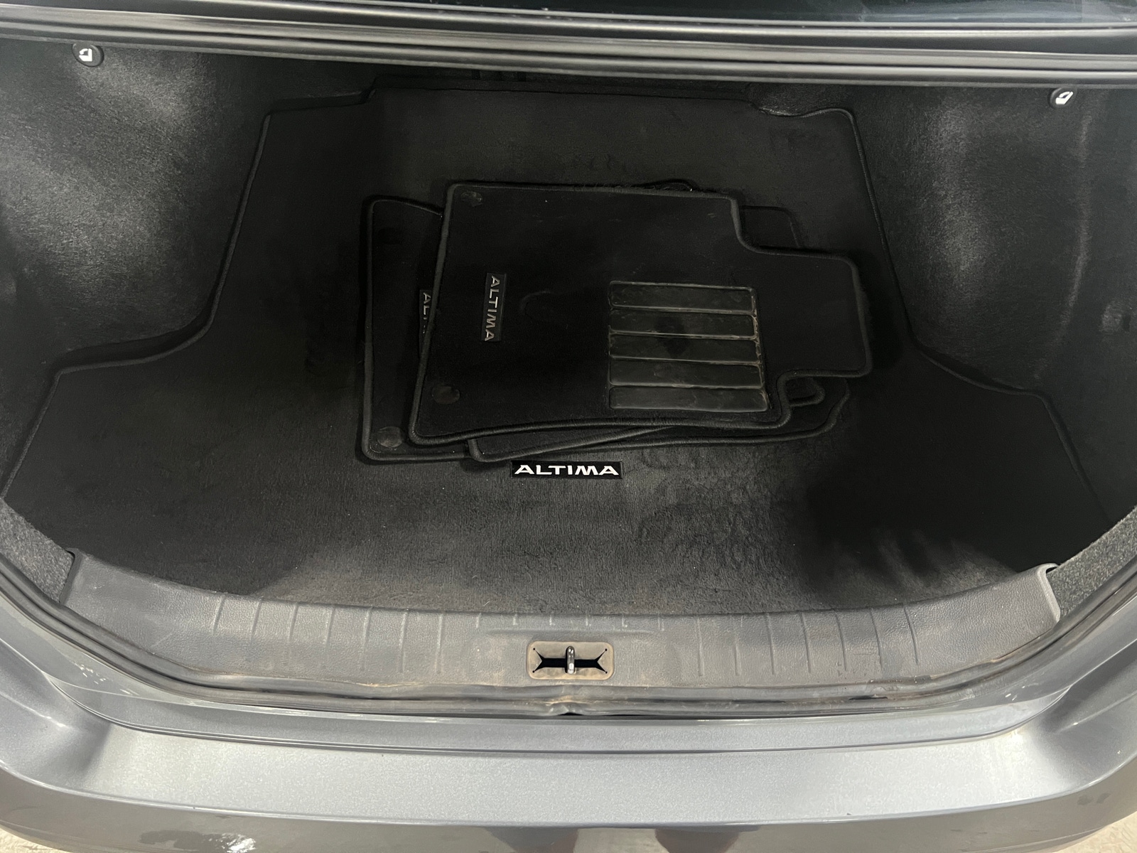 Thumbnail: 2020 Nissan Altima - 7