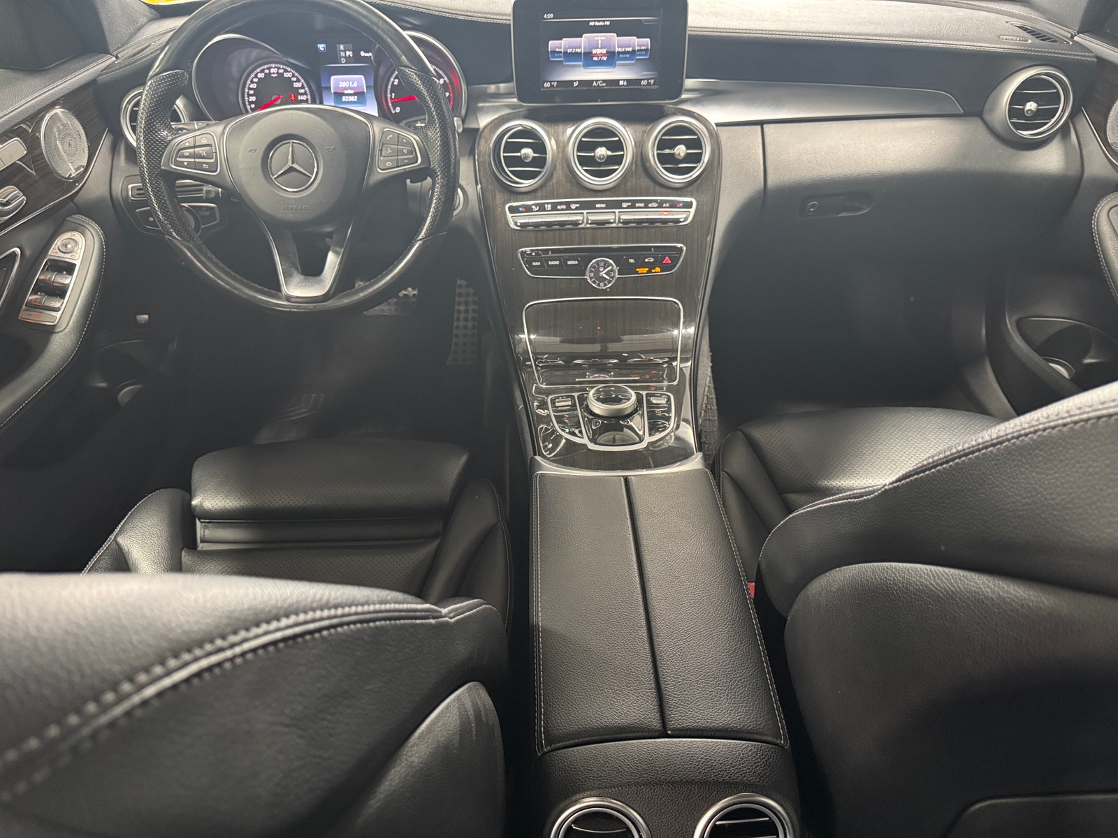 Thumbnail: 2017 Mercedes-Benz C-Class - 2