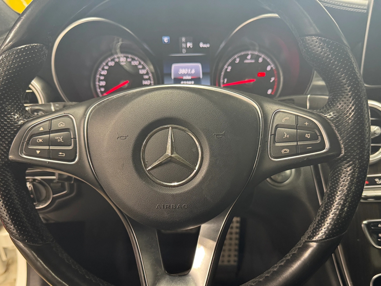Thumbnail: 2017 Mercedes-Benz C-Class - 4