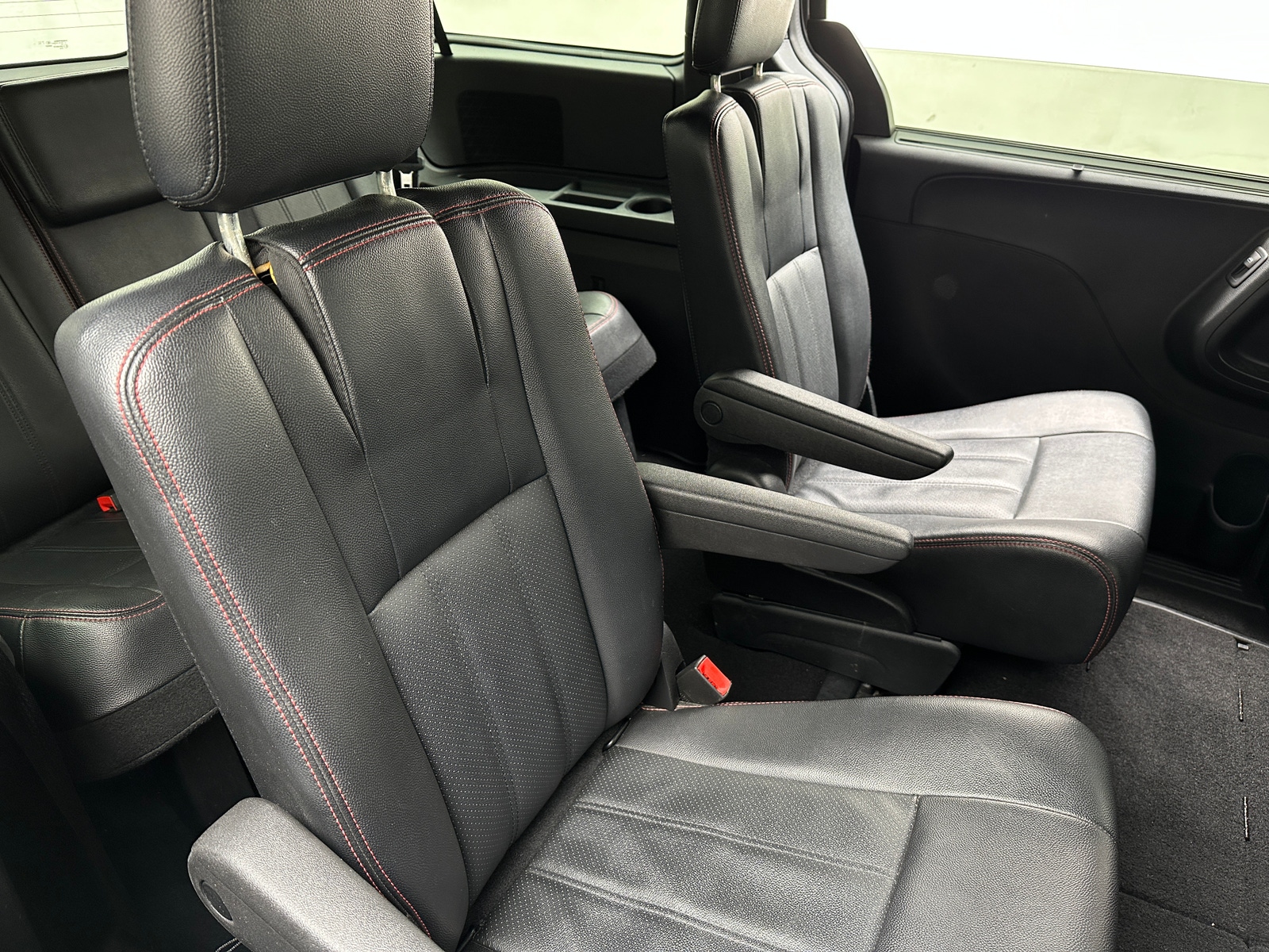 Thumbnail: 2019 Dodge Grand Caravan - 5
