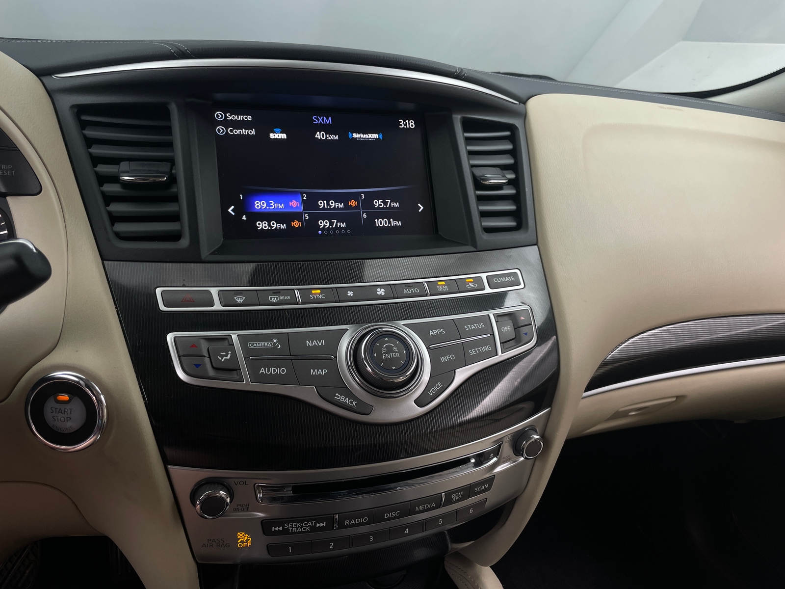 Thumbnail: 2019 INFINITI QX60 - 3