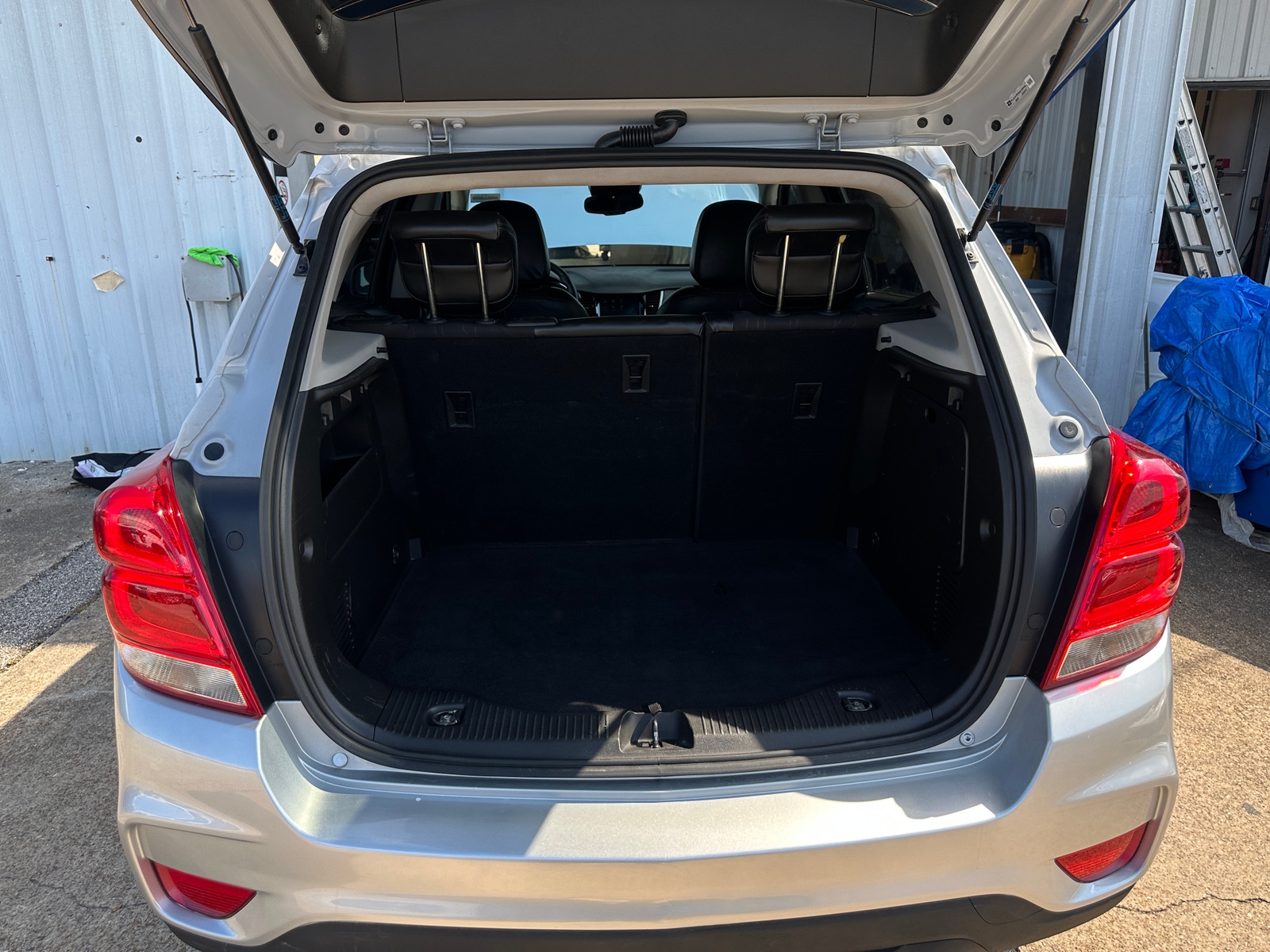 Thumbnail: 2017 Chevrolet Trax - 7