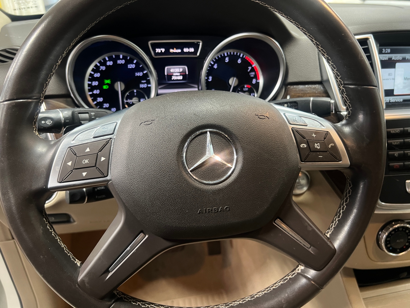 Thumbnail: 2013 Mercedes-Benz M-Class - 4