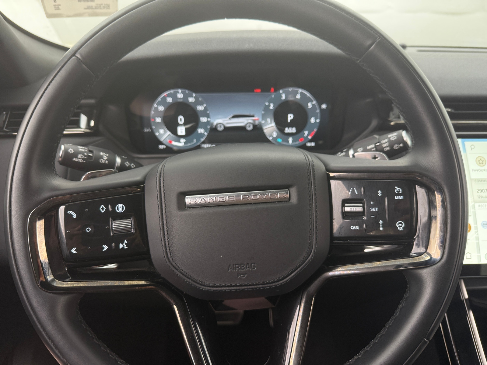 Thumbnail: 2025 Land Rover Range Rover Velar - 4