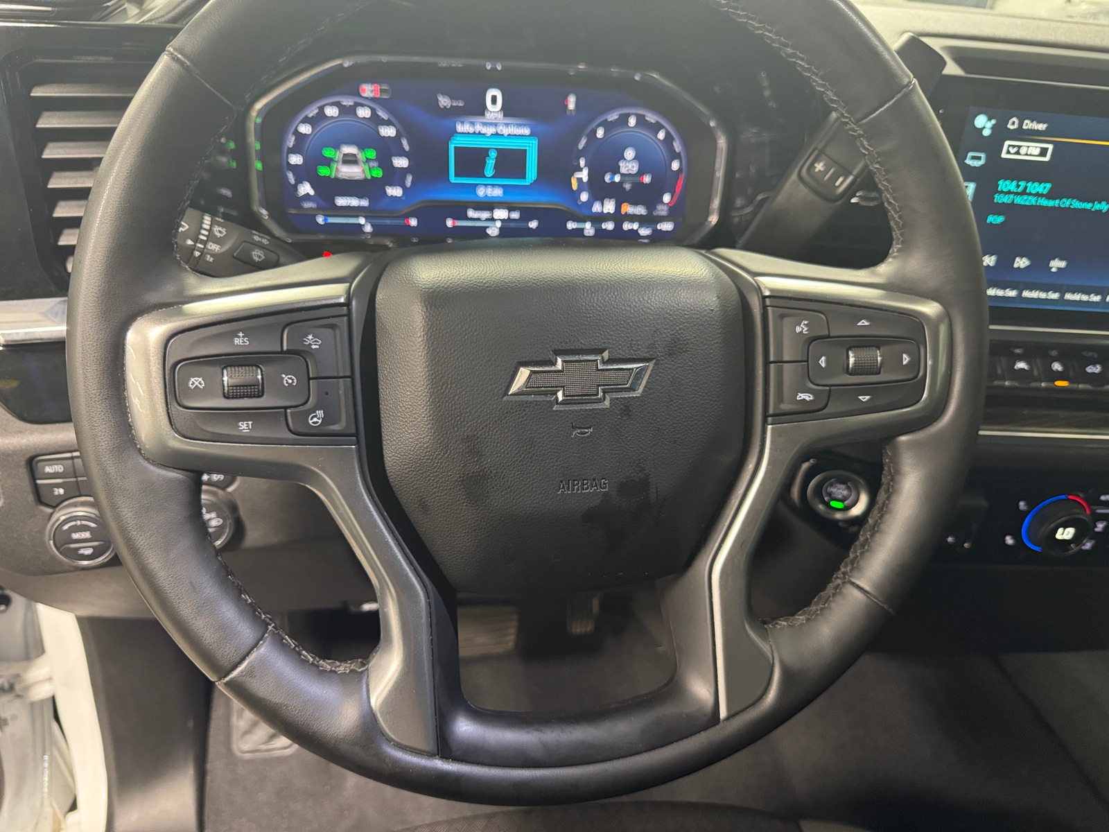 Thumbnail: 2024 Chevrolet Silverado 1500 - 5
