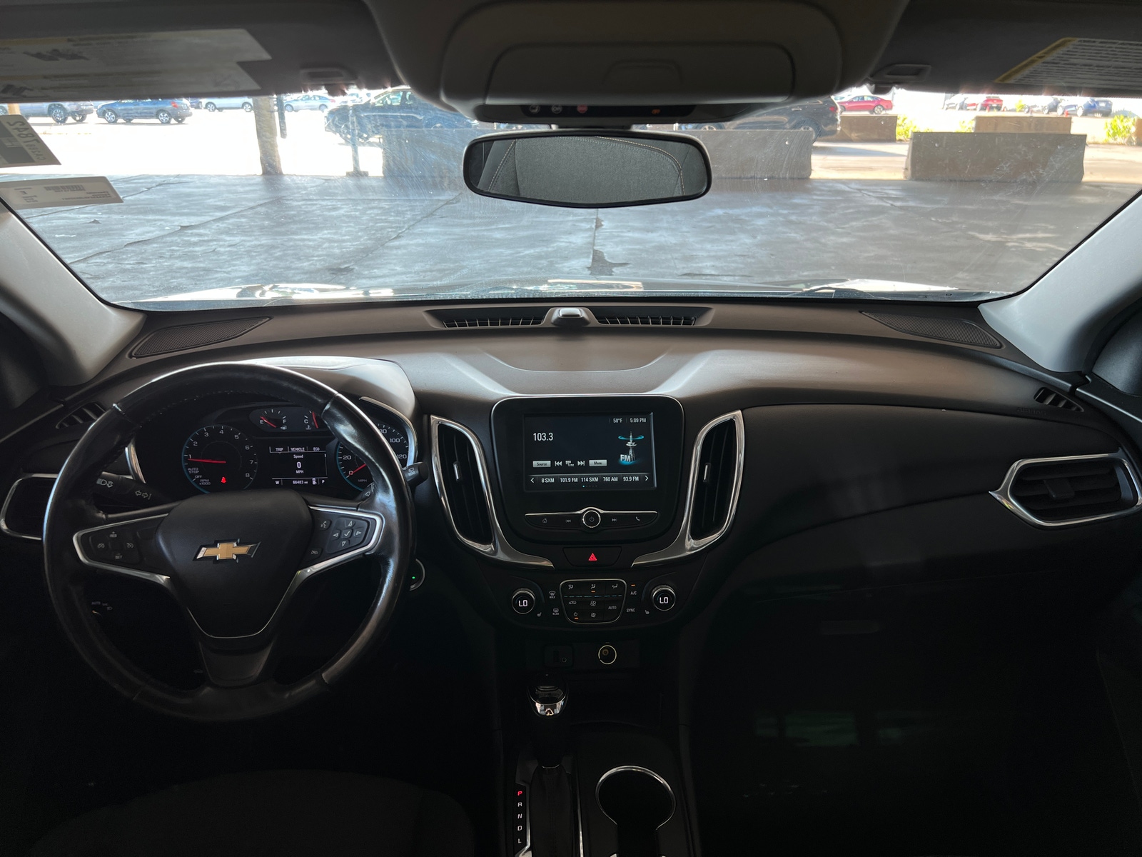 Thumbnail: 2018 Chevrolet Equinox - 3