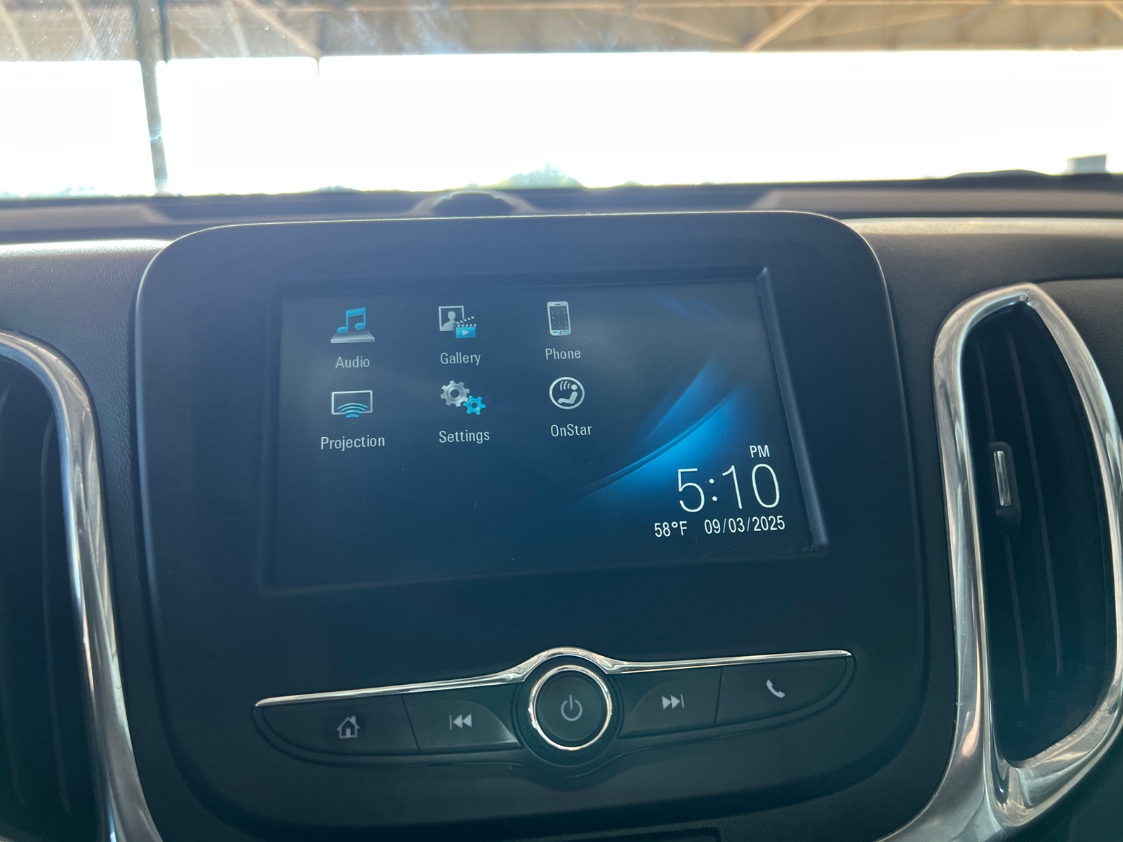 Thumbnail: 2018 Chevrolet Equinox - 4