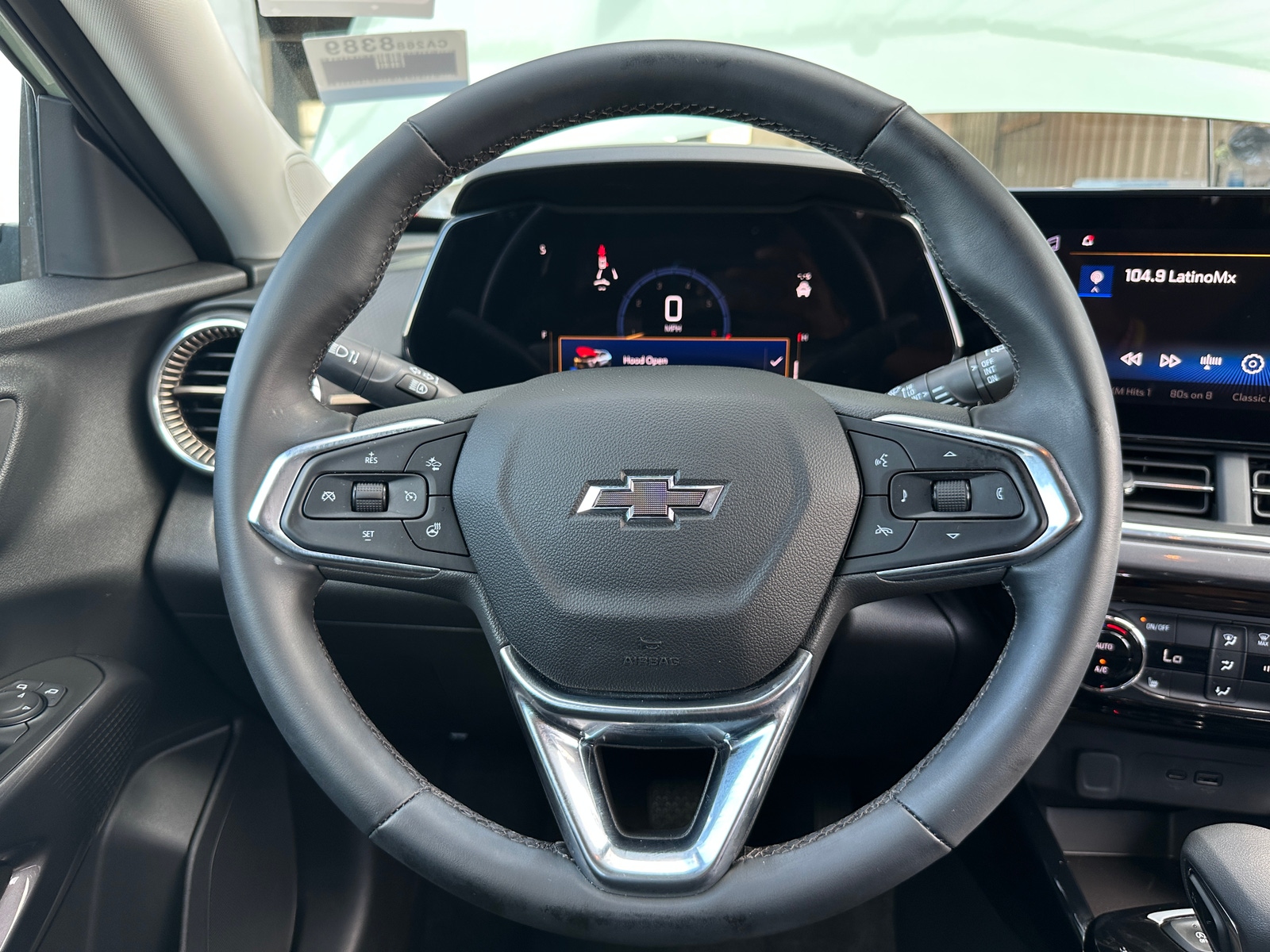 Thumbnail: 2025 Chevrolet Trax - 4