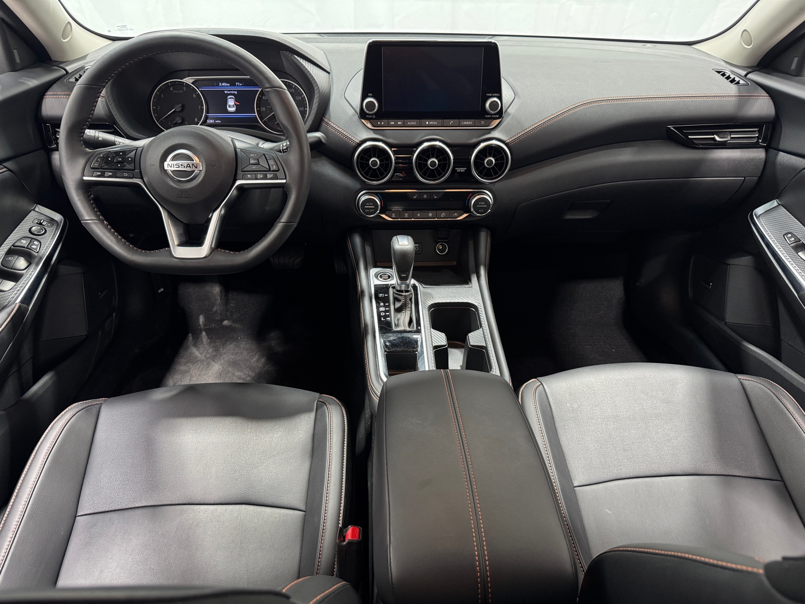 Thumbnail: 2023 Nissan Sentra - 3