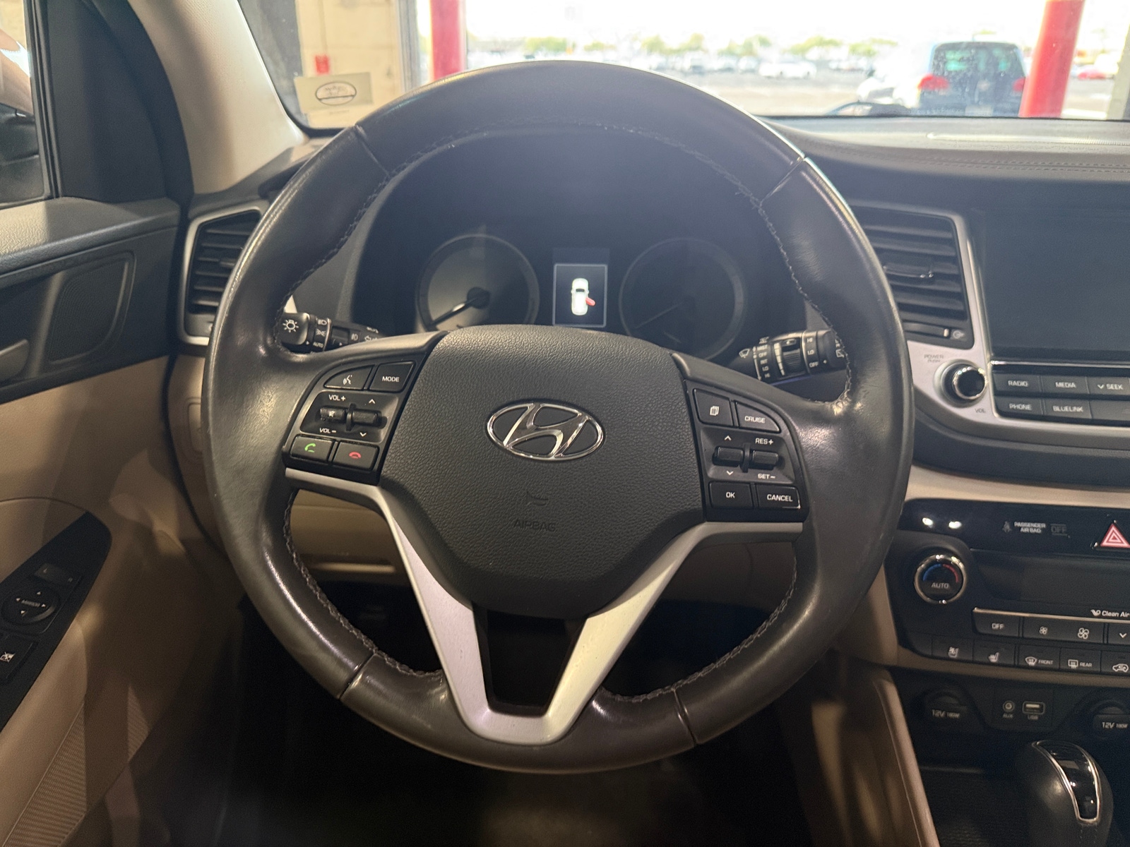 Thumbnail: 2017 Hyundai Tucson - 4