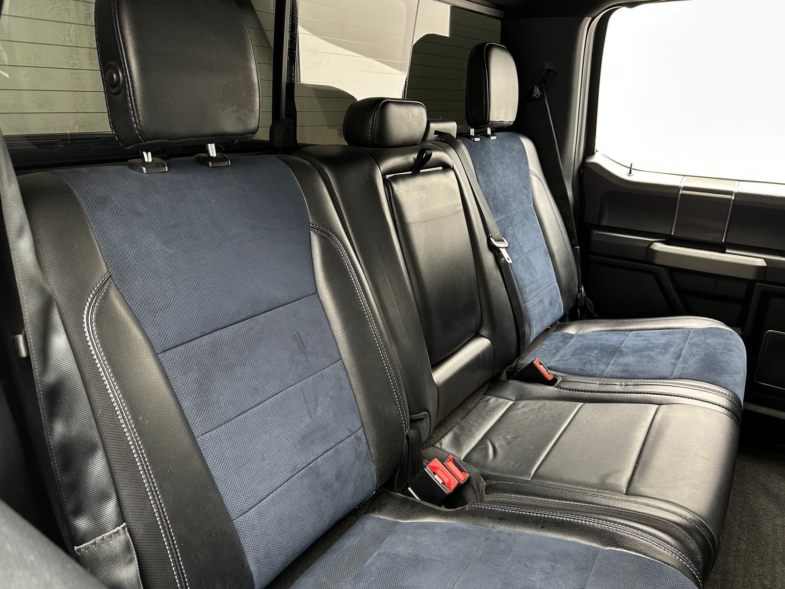 Thumbnail: 2019 Ford Econoline - 6