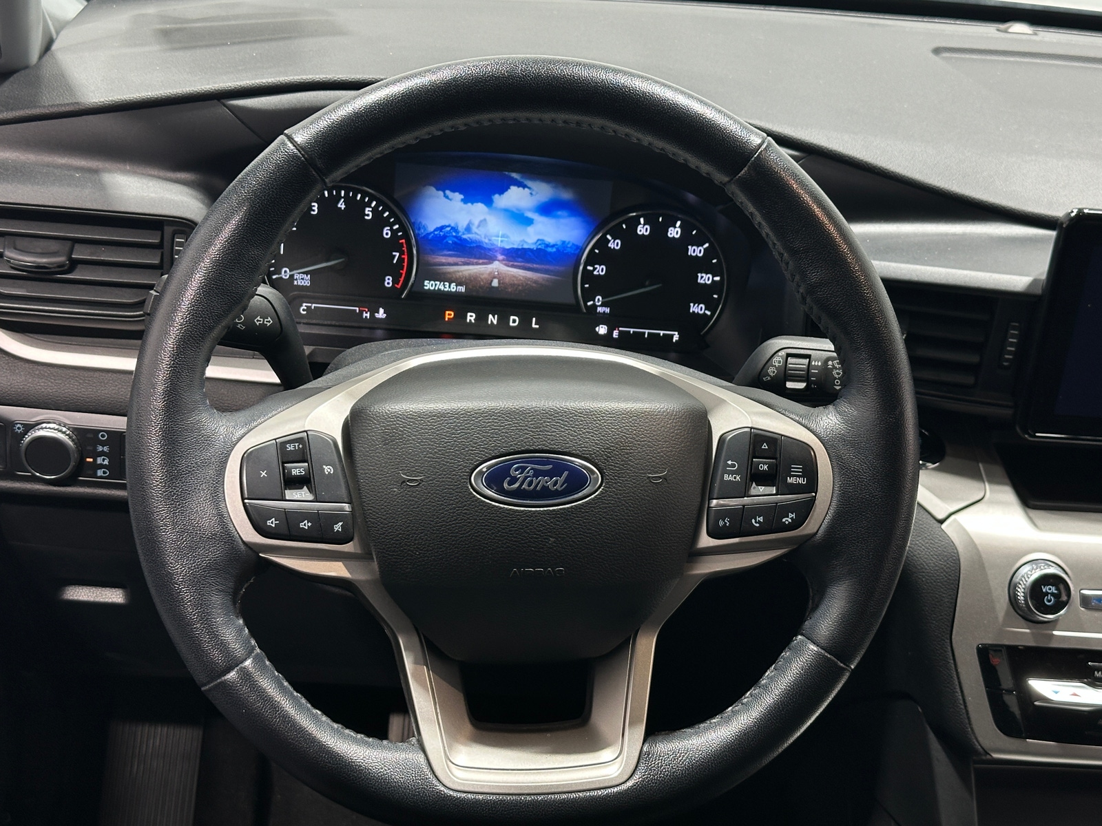 Thumbnail: 2022 Ford Explorer - 5