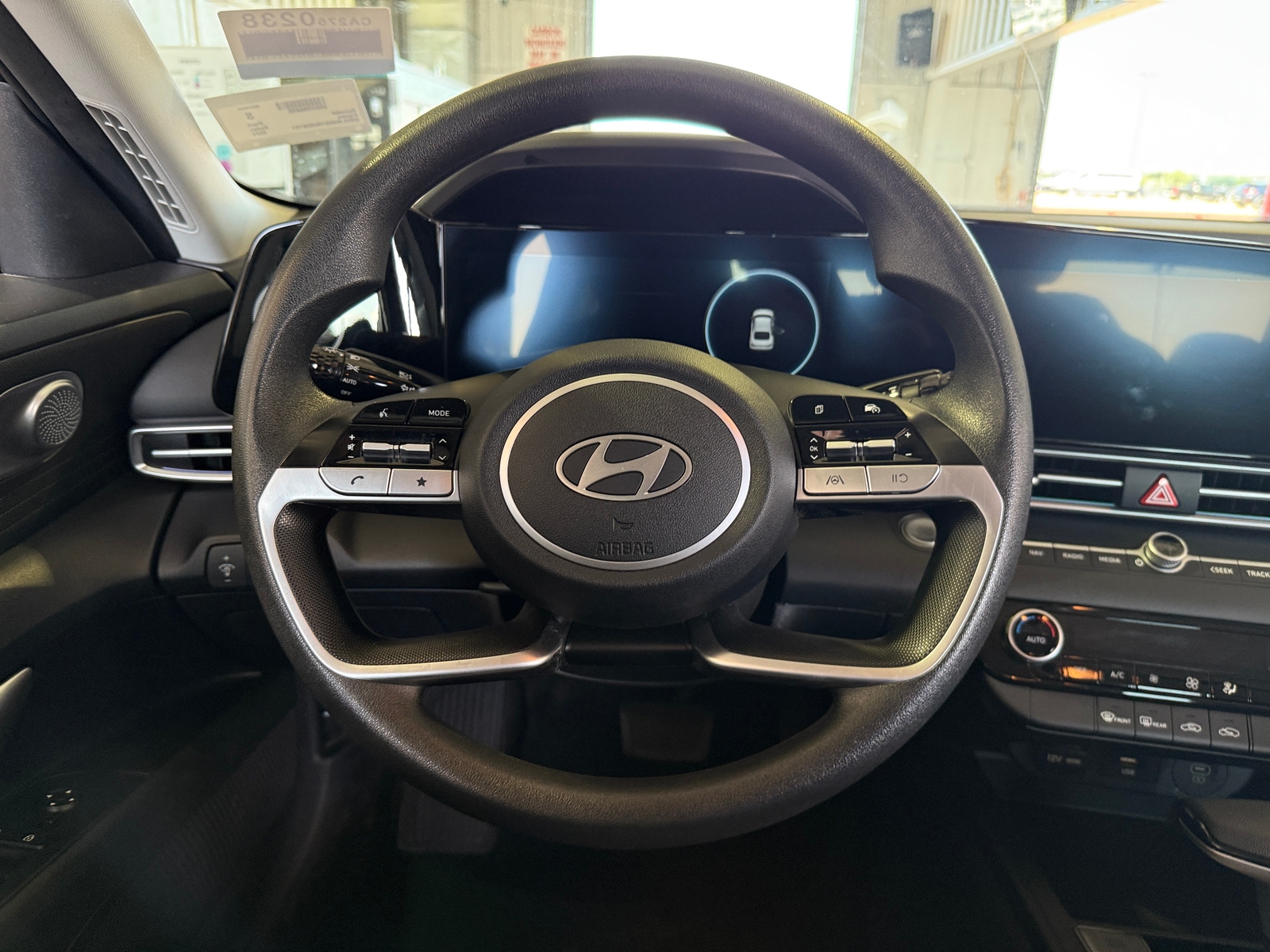 Thumbnail: 2024 Hyundai Elantra - 5