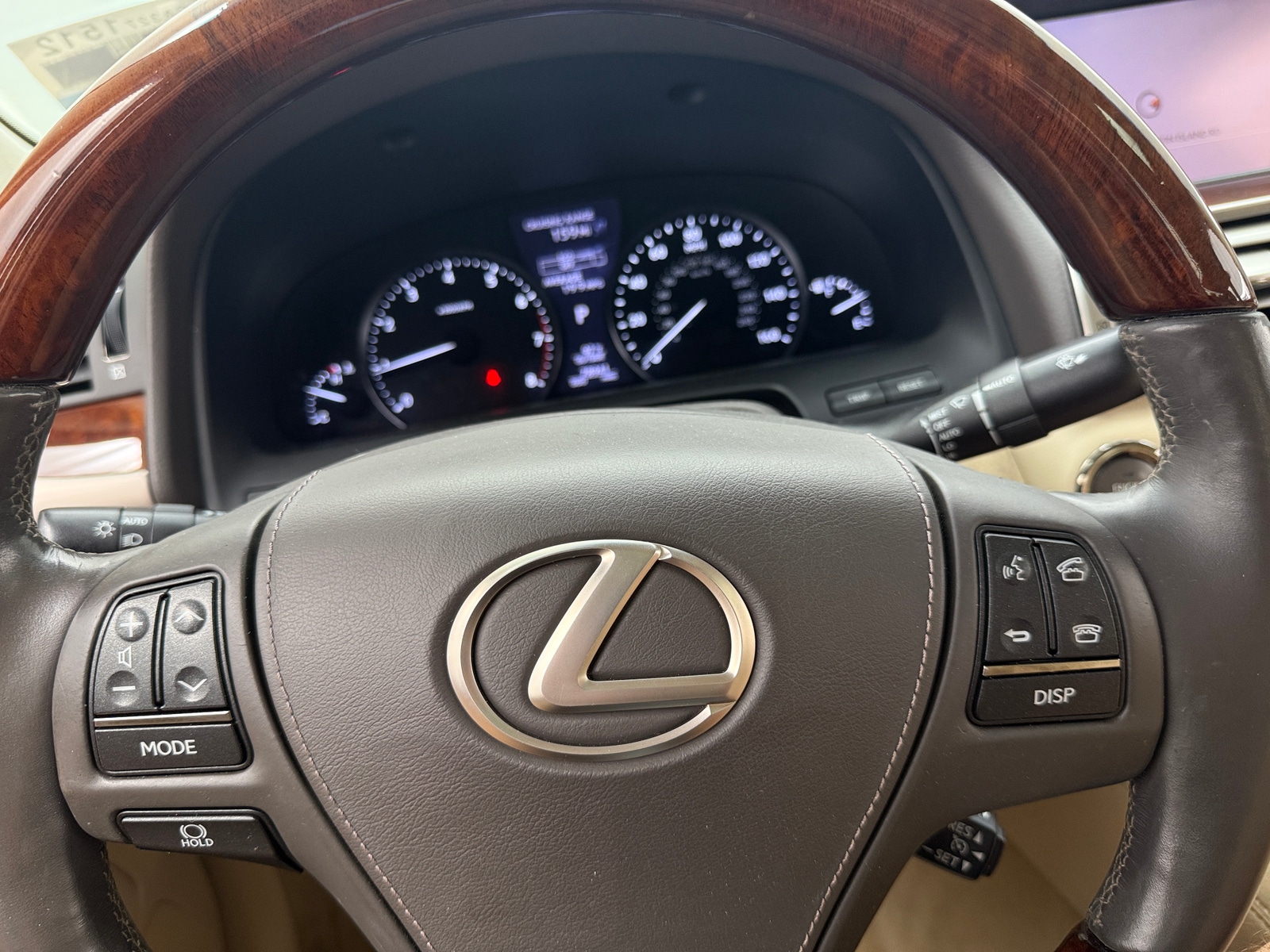 Thumbnail: 2013 Lexus LS - 4