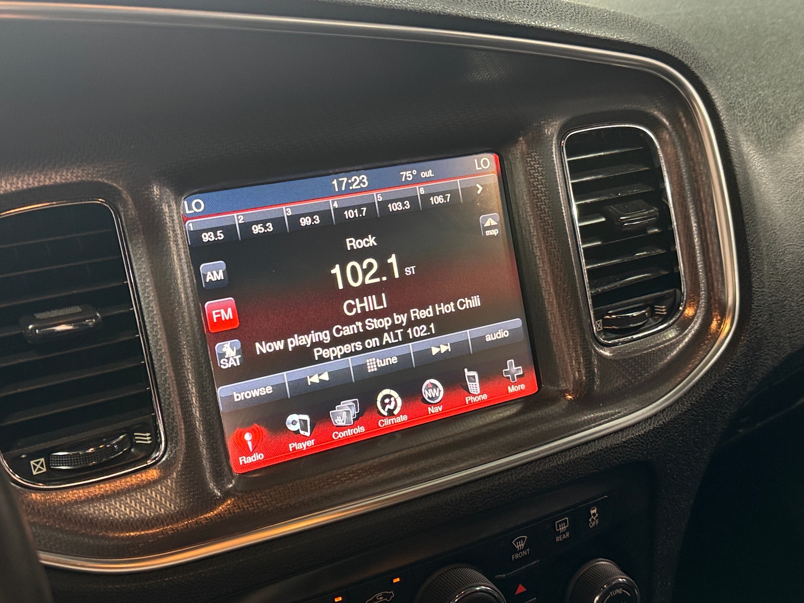Thumbnail: 2014 Dodge Charger - 4